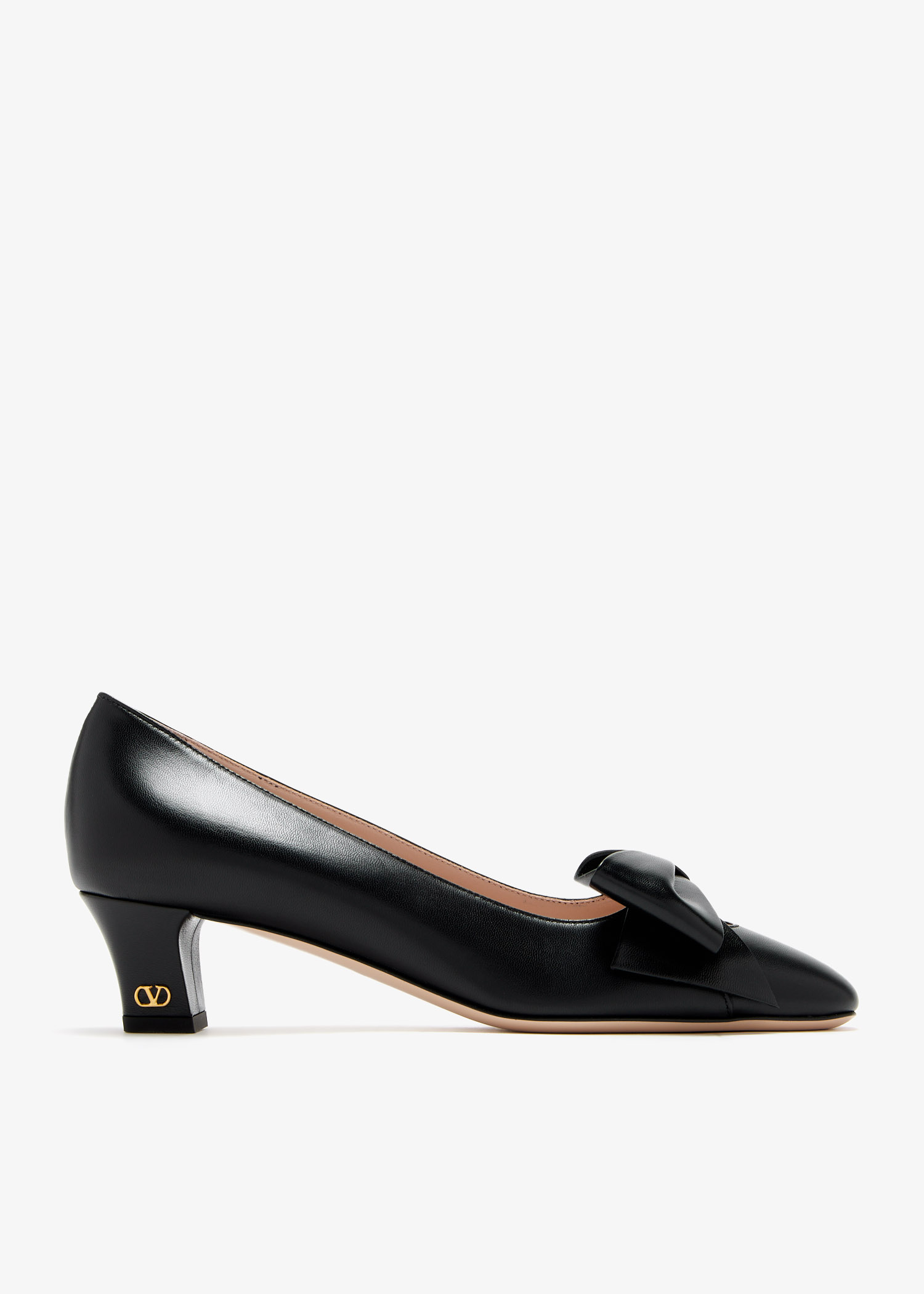 

Bowow pumps, Black