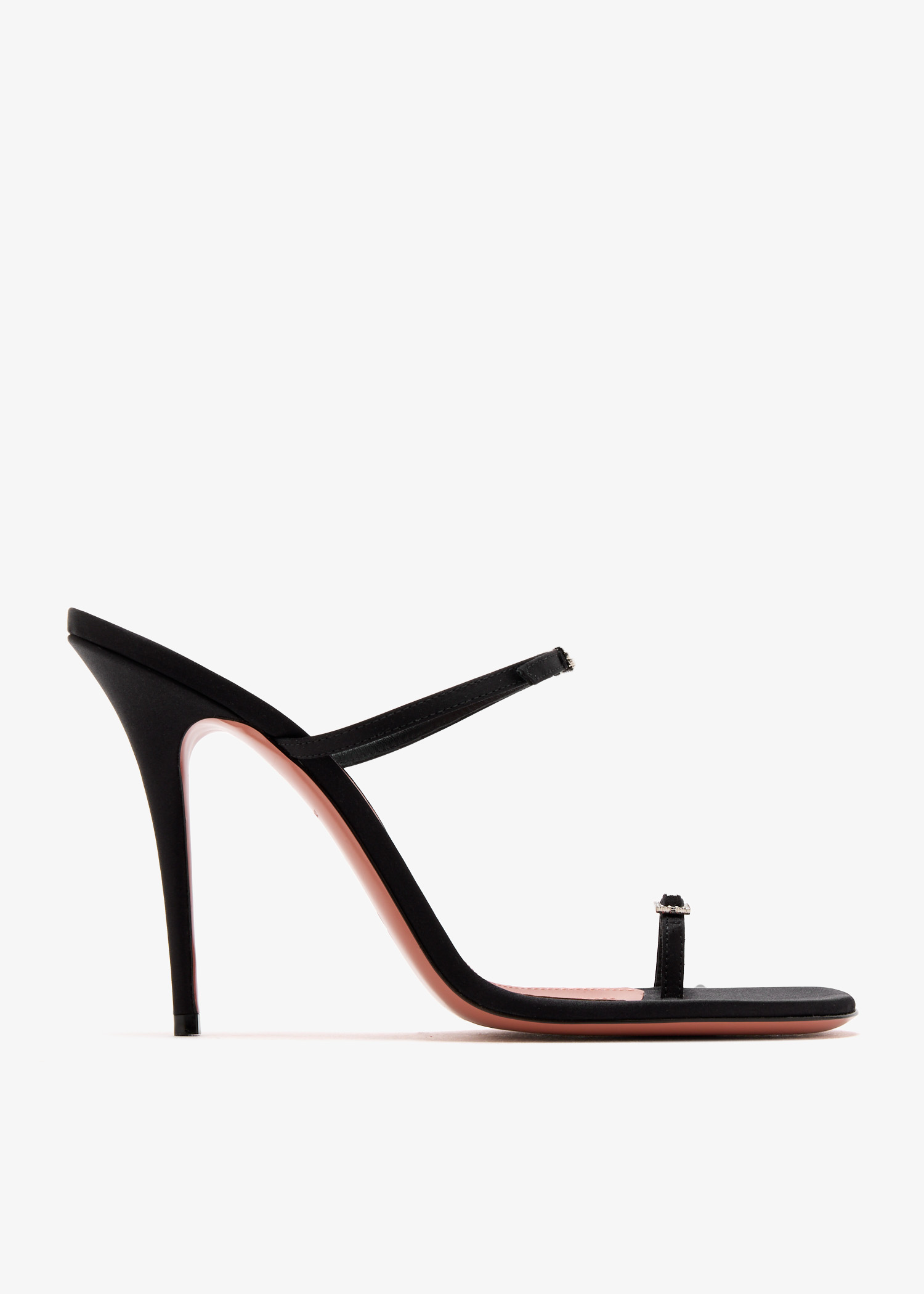 

Adut 105 sandals, Black