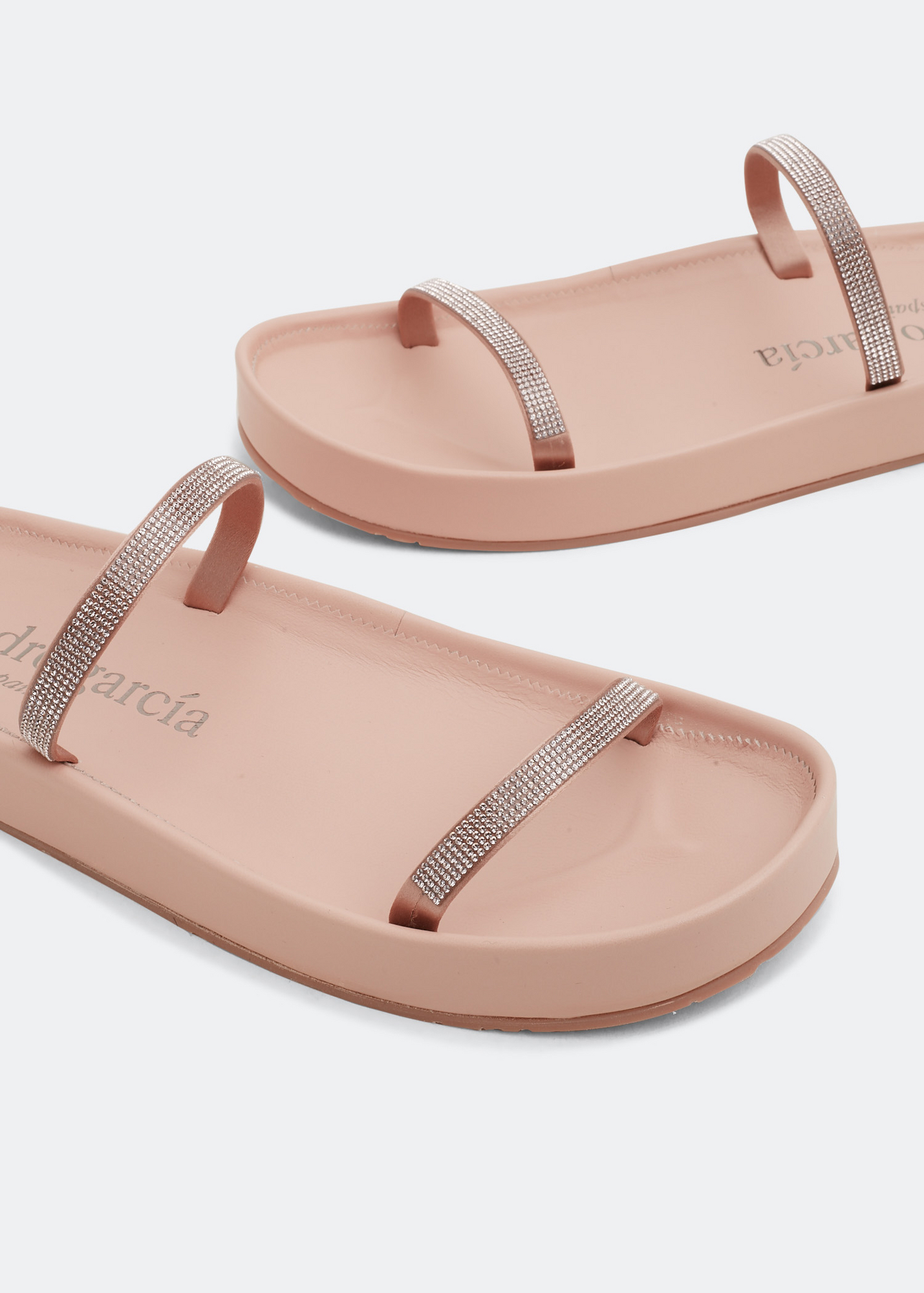 

Alania sandals, Pink