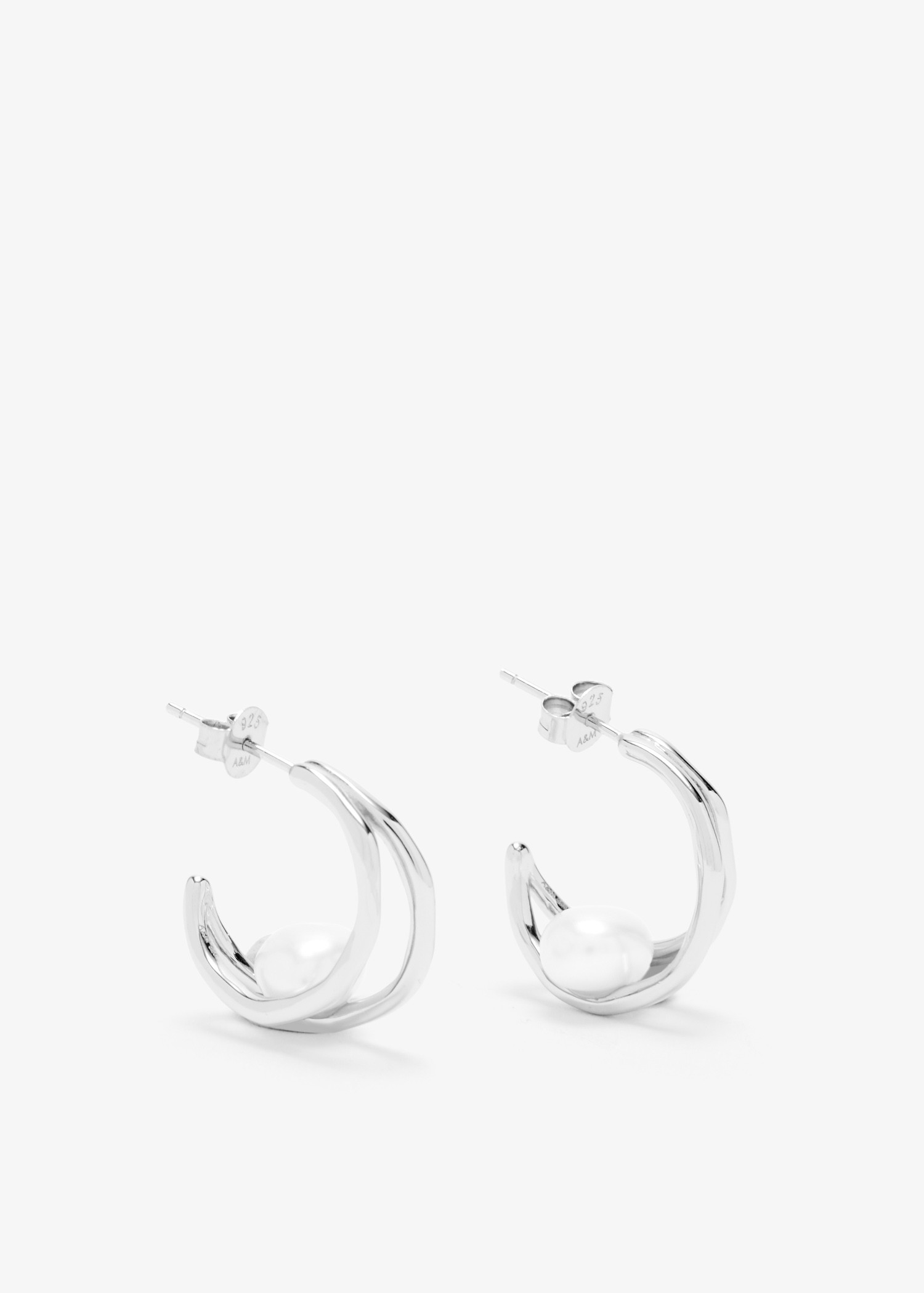 

Molten Illusion Pearl hoops, Silver