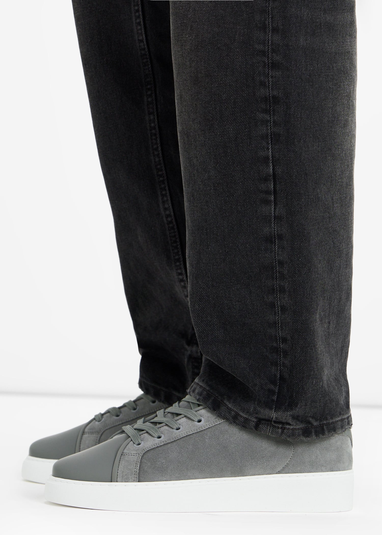 

Mid Leather Toe Cap sneakers, Grey