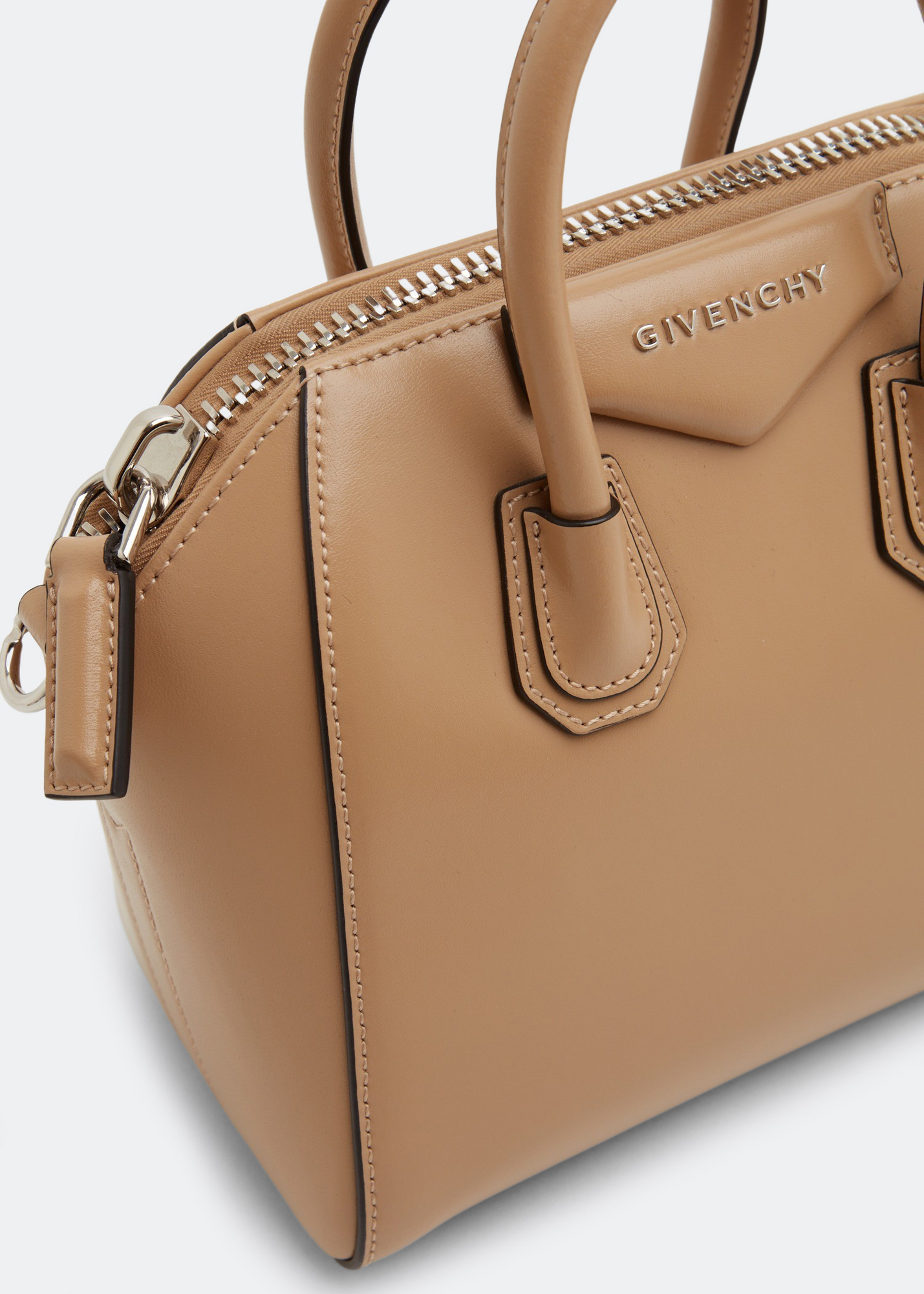 

Antigona mini bag, Beige