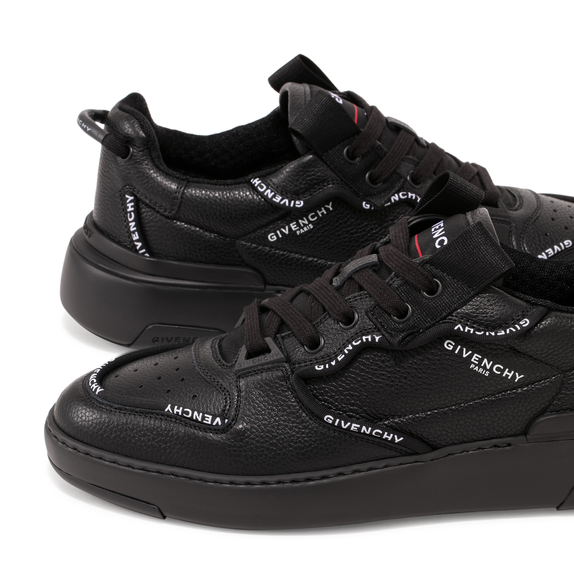 

Wing sneakers, Black