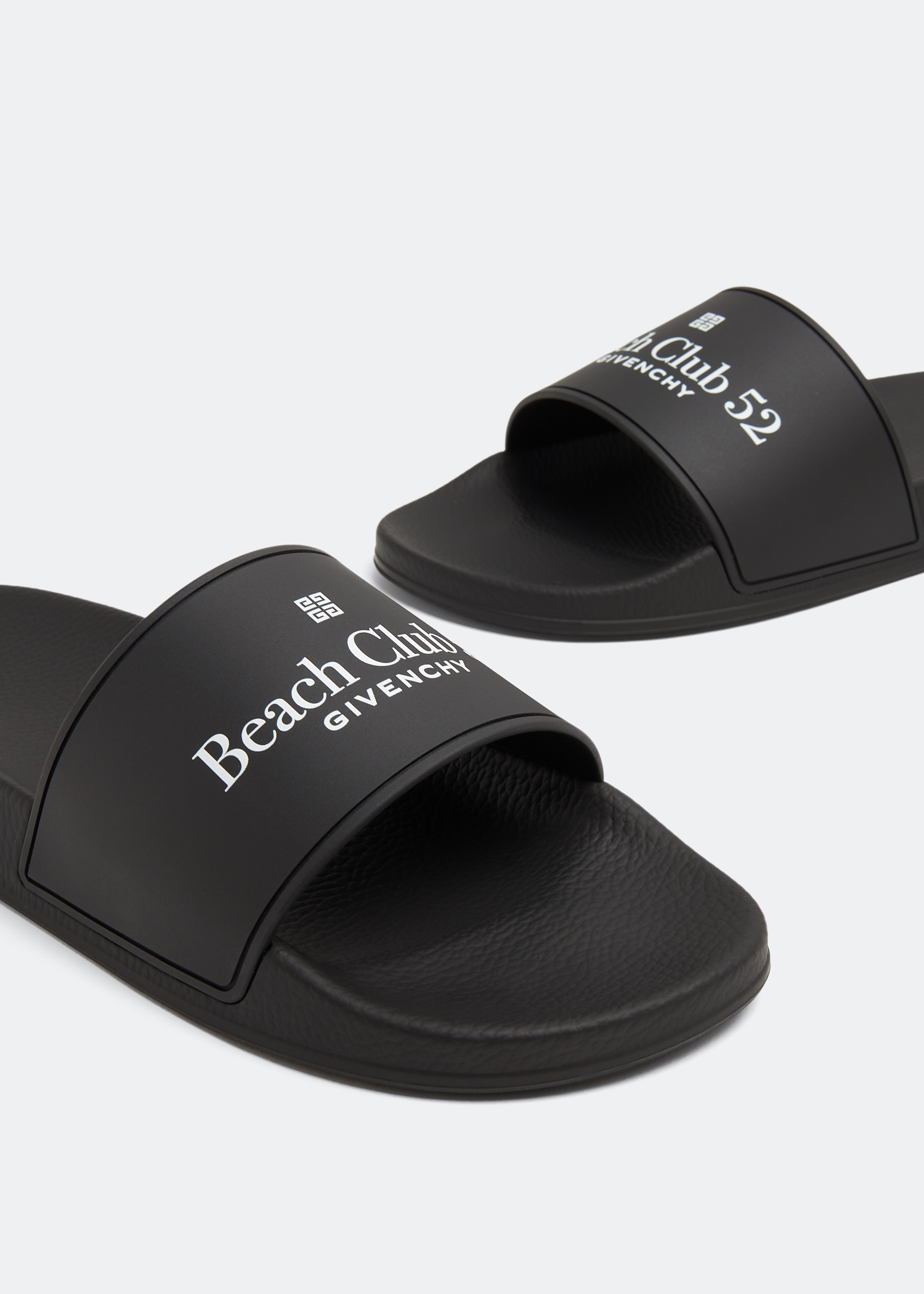 

Beach Club 52 slides, Black