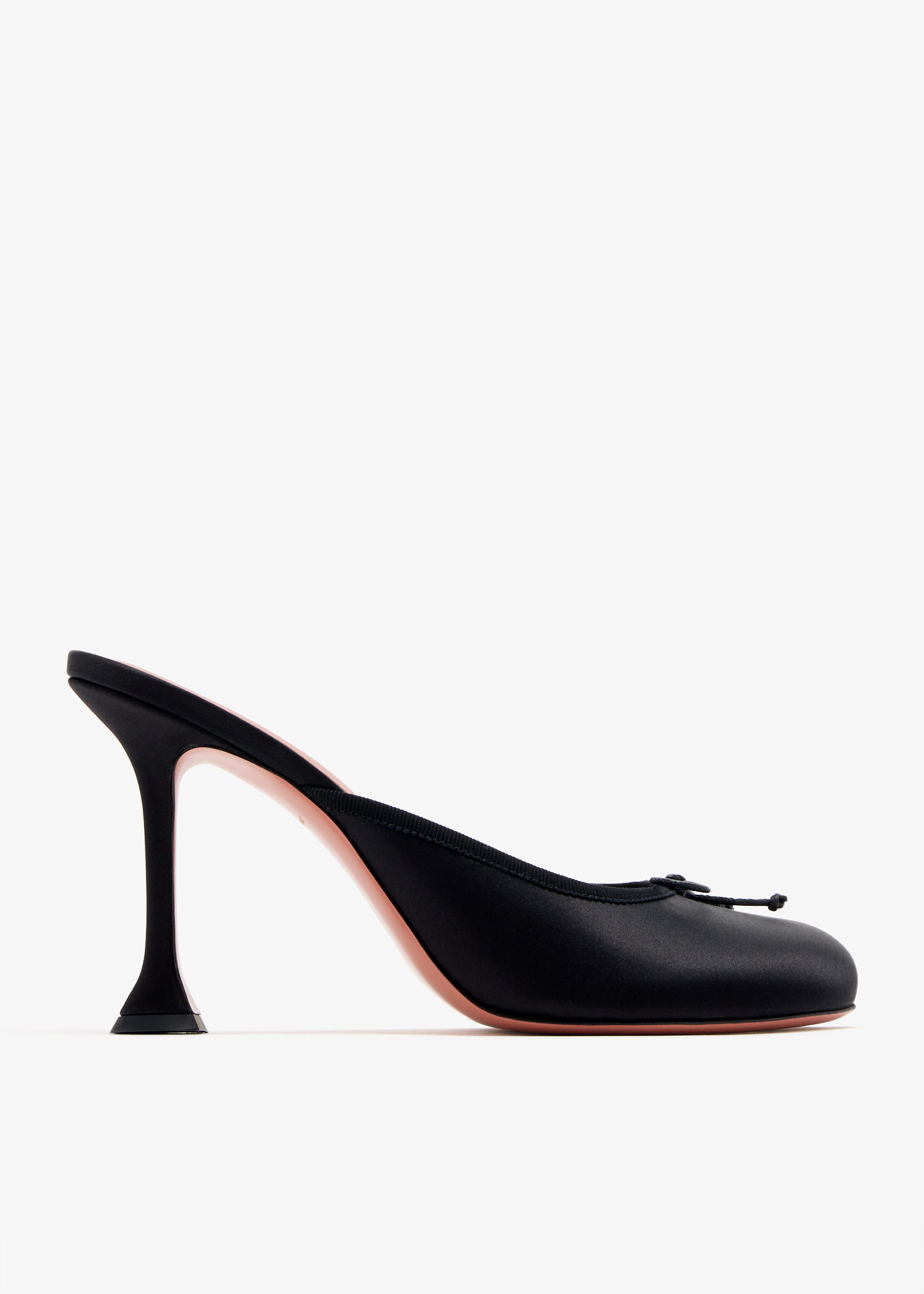 

Lila 95 slippers, Black