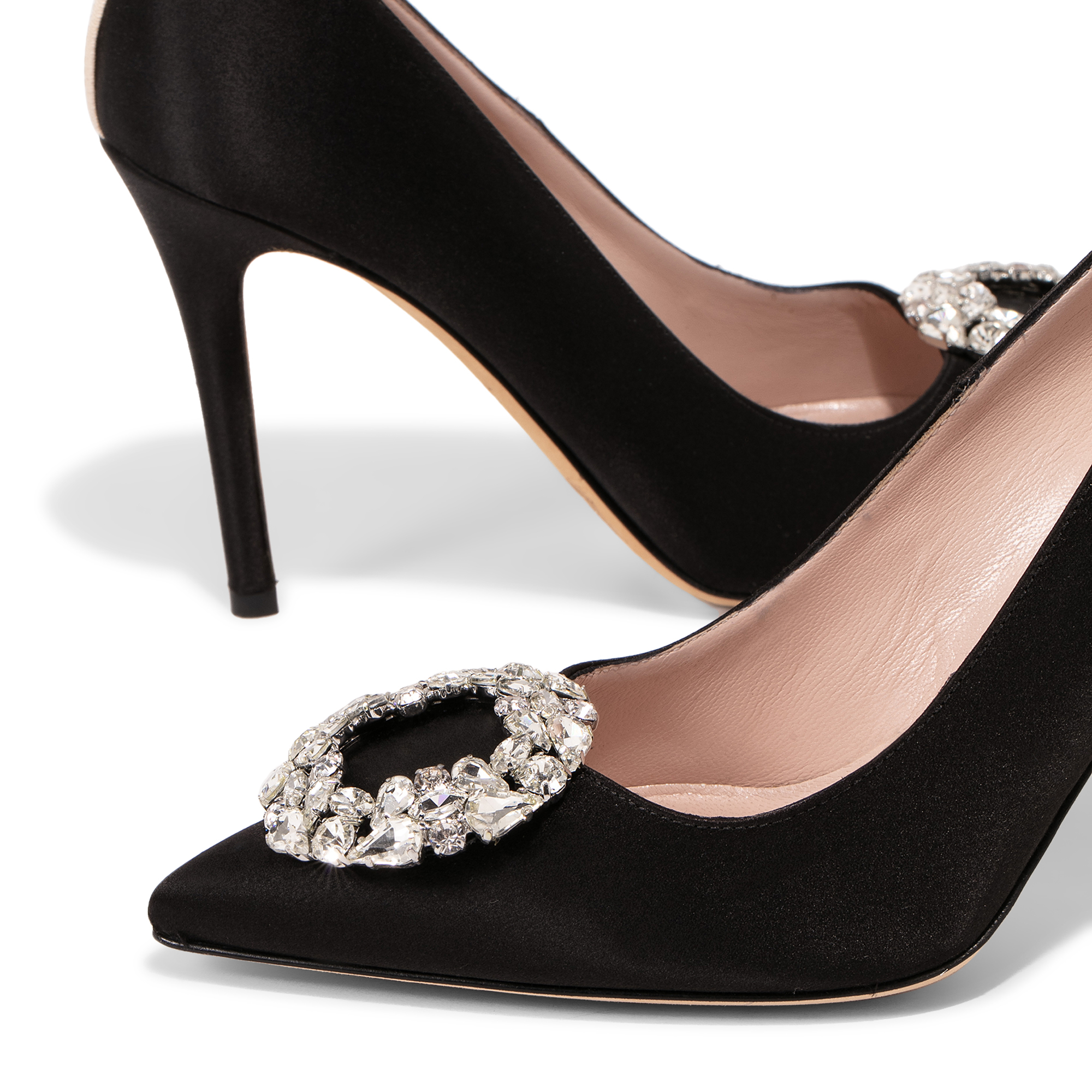 

Chance pumps, Black