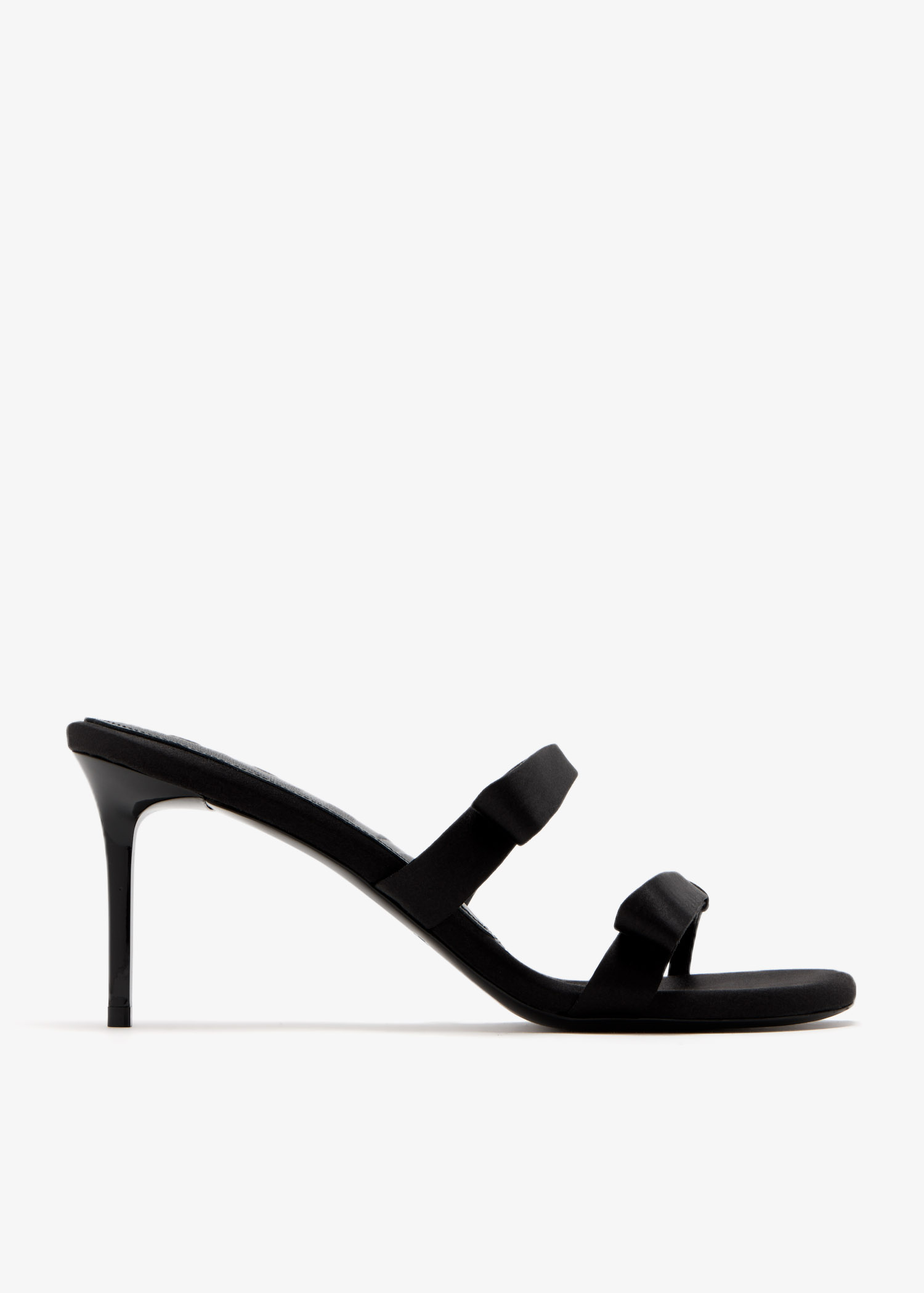 

Chic sandals, Black