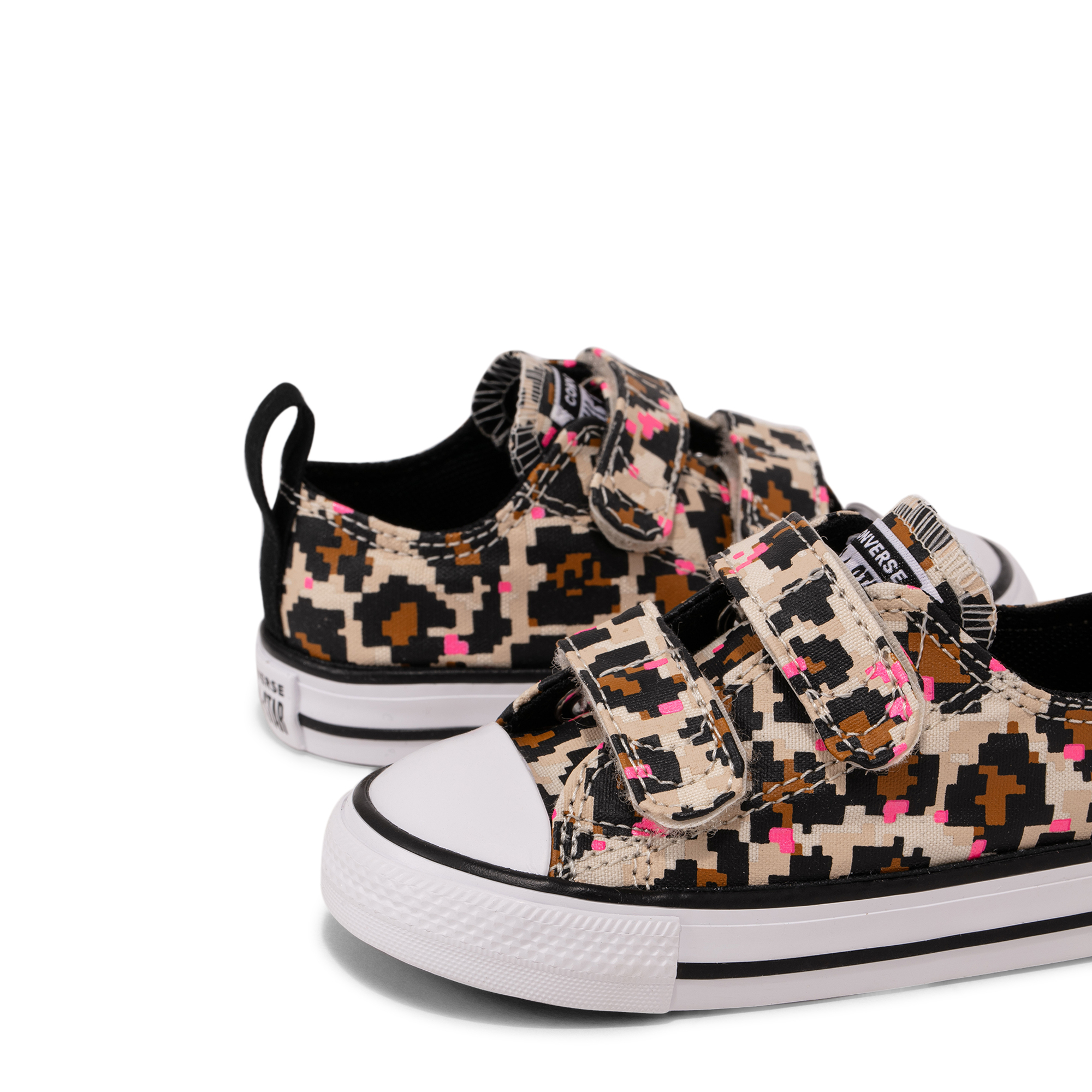 

Chuck Taylor All Star sneakers, Animal print