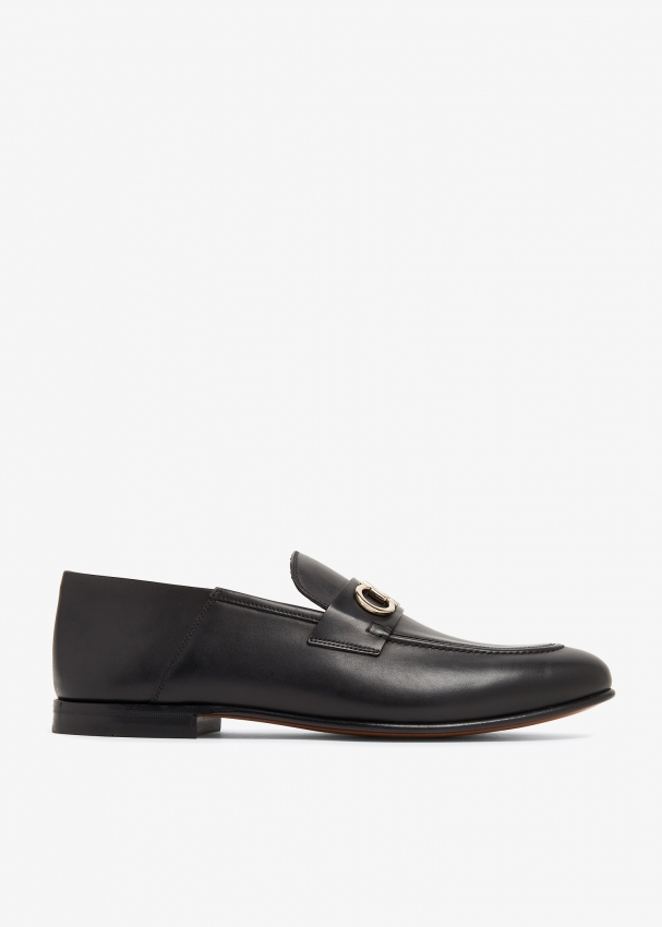 Salvatore Ferragamo Gancini loafers for Men - Black in KSA | Level Shoes