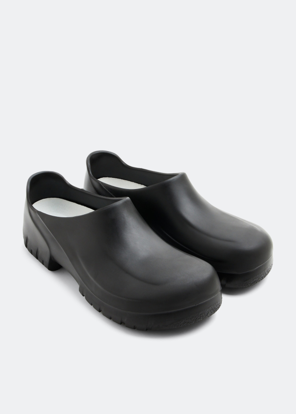 Birkenstock A 640 clogs for Men - Black in KSA | Level Shoes