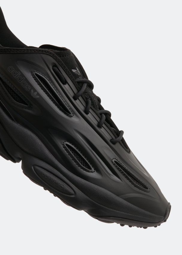 Adidas Ozweego Celox sneakers for Men - Black in KSA | Level Shoes
