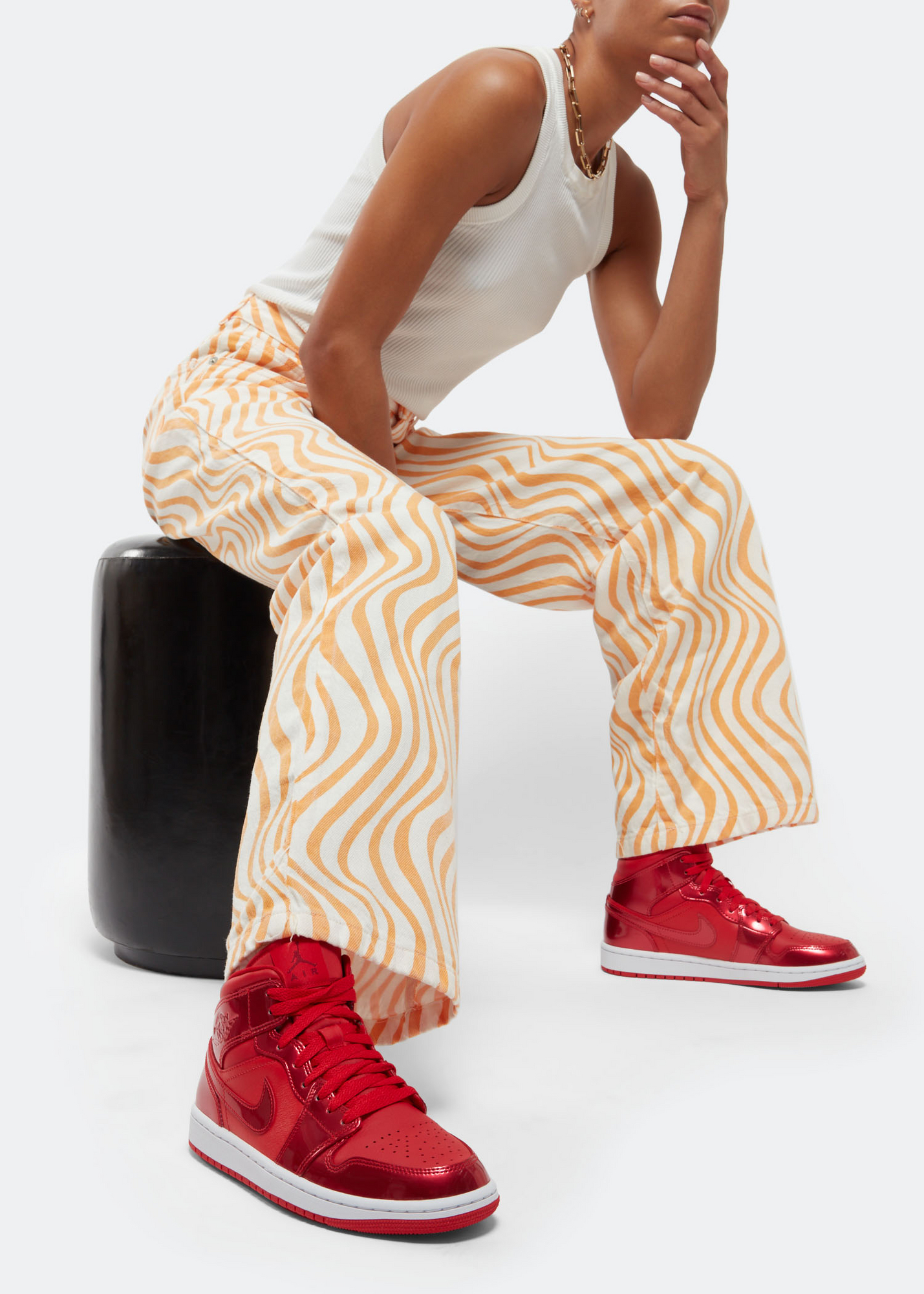 

Air Jordan 1 Mid SE 'University Red Pomegranate' sneakers