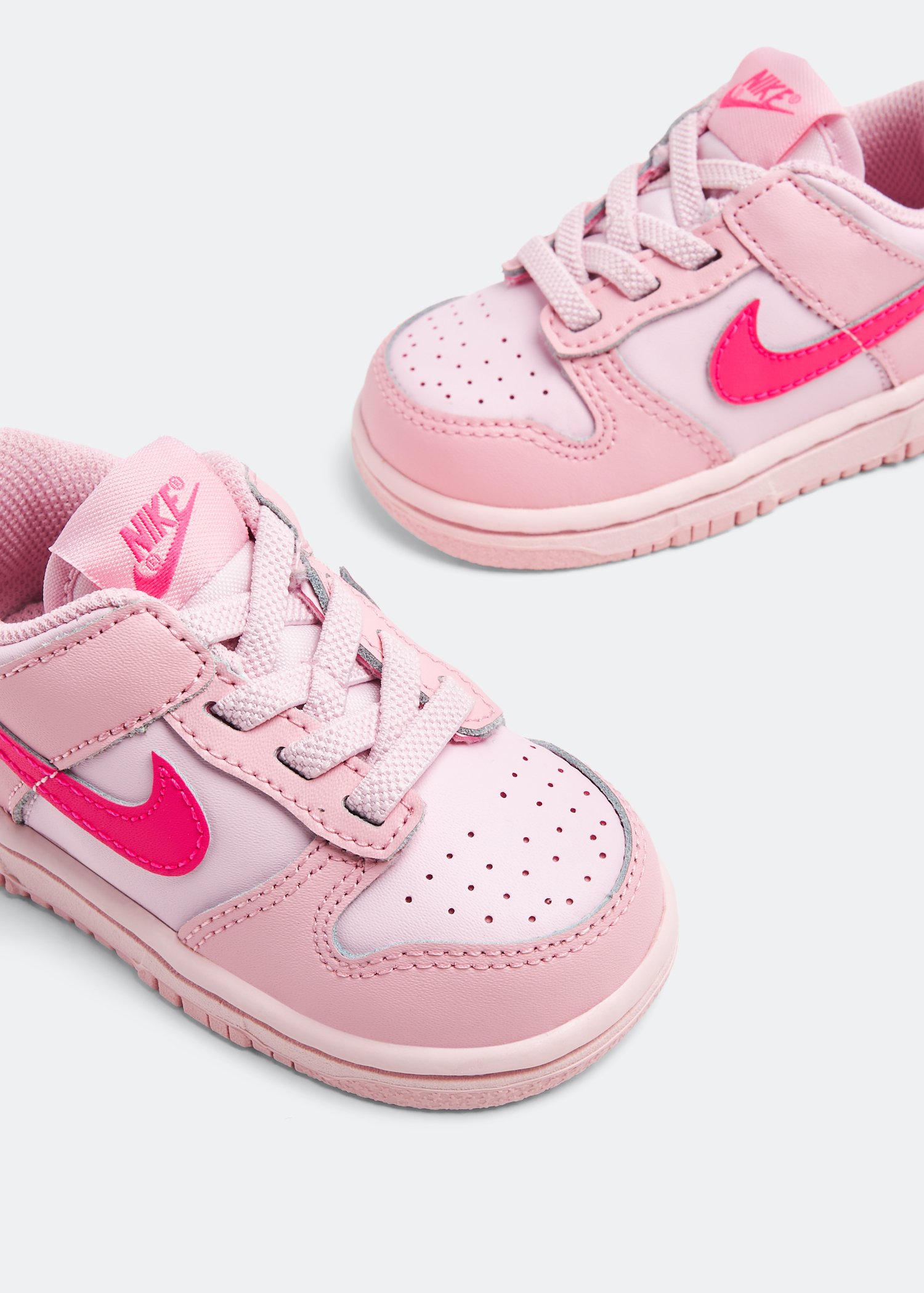 

Dunk Low 'Triple Pink' sneakers