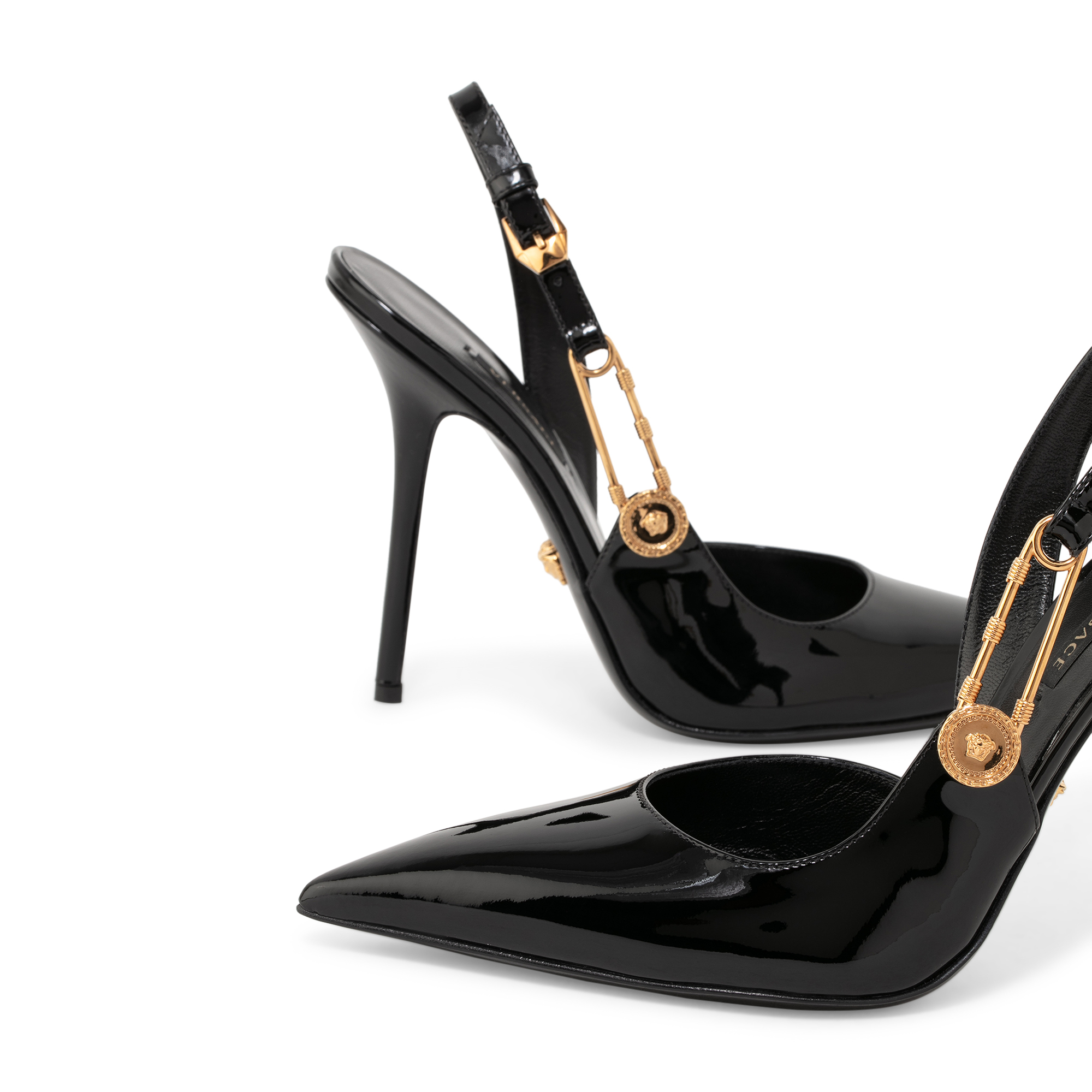 

Safety-Pin slingback pumps, Black