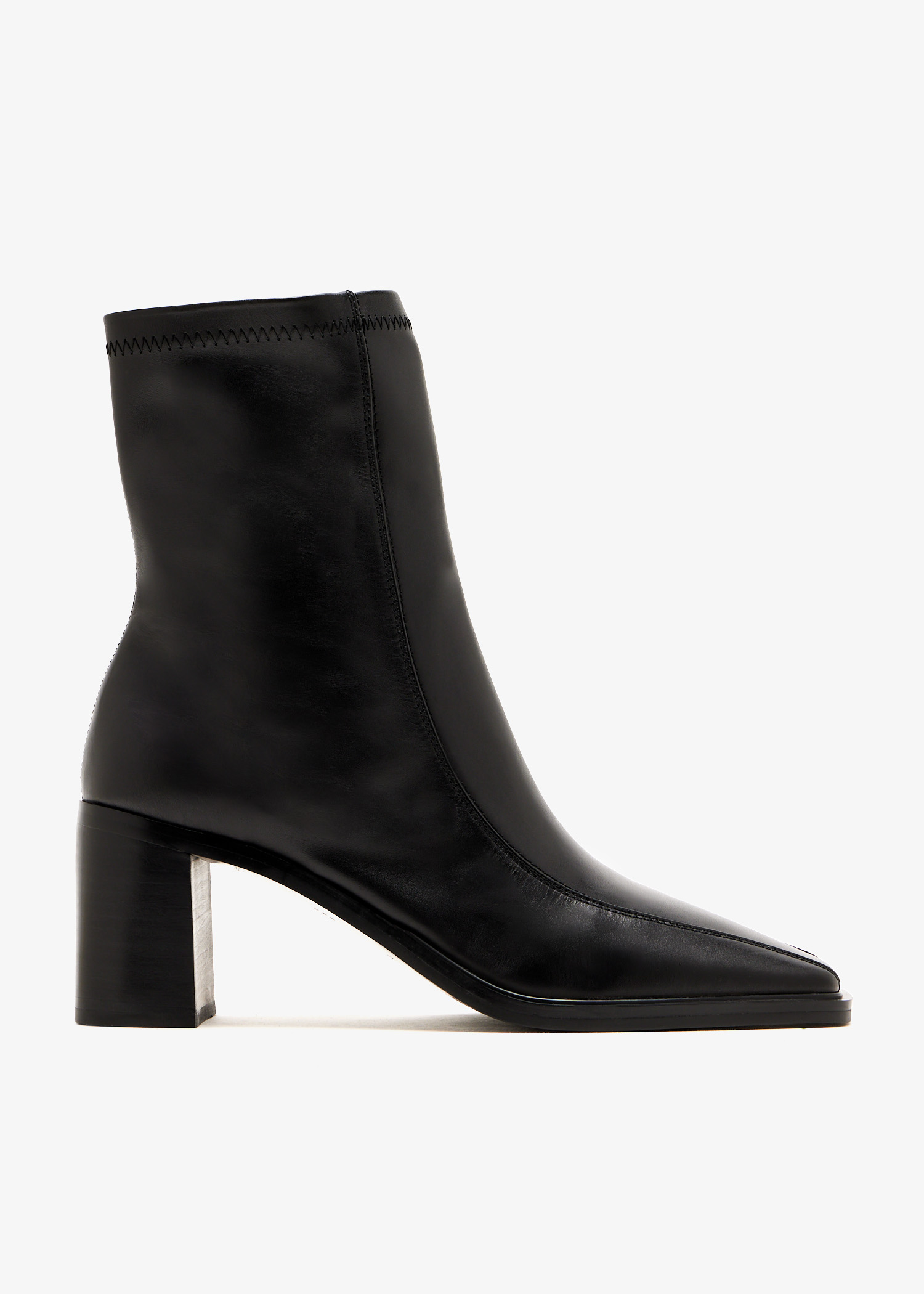 

Dusty ankle boots, Black