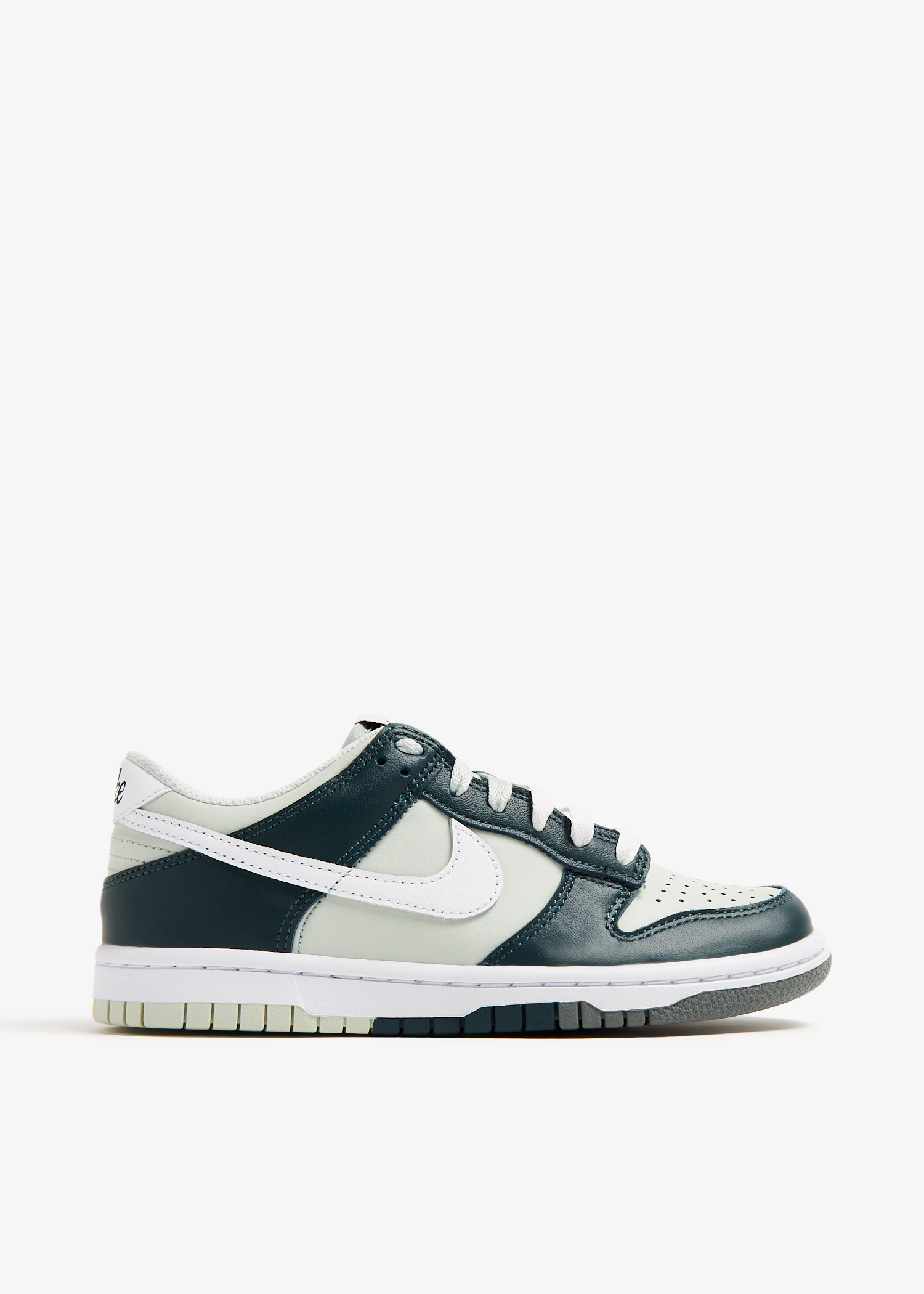 

Dunk Low Retro PRM sneakers, White