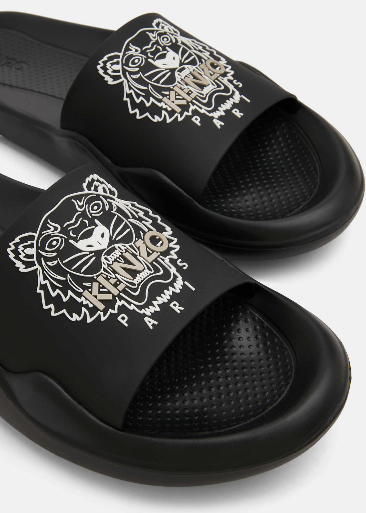 

Tiger printed slides, Black