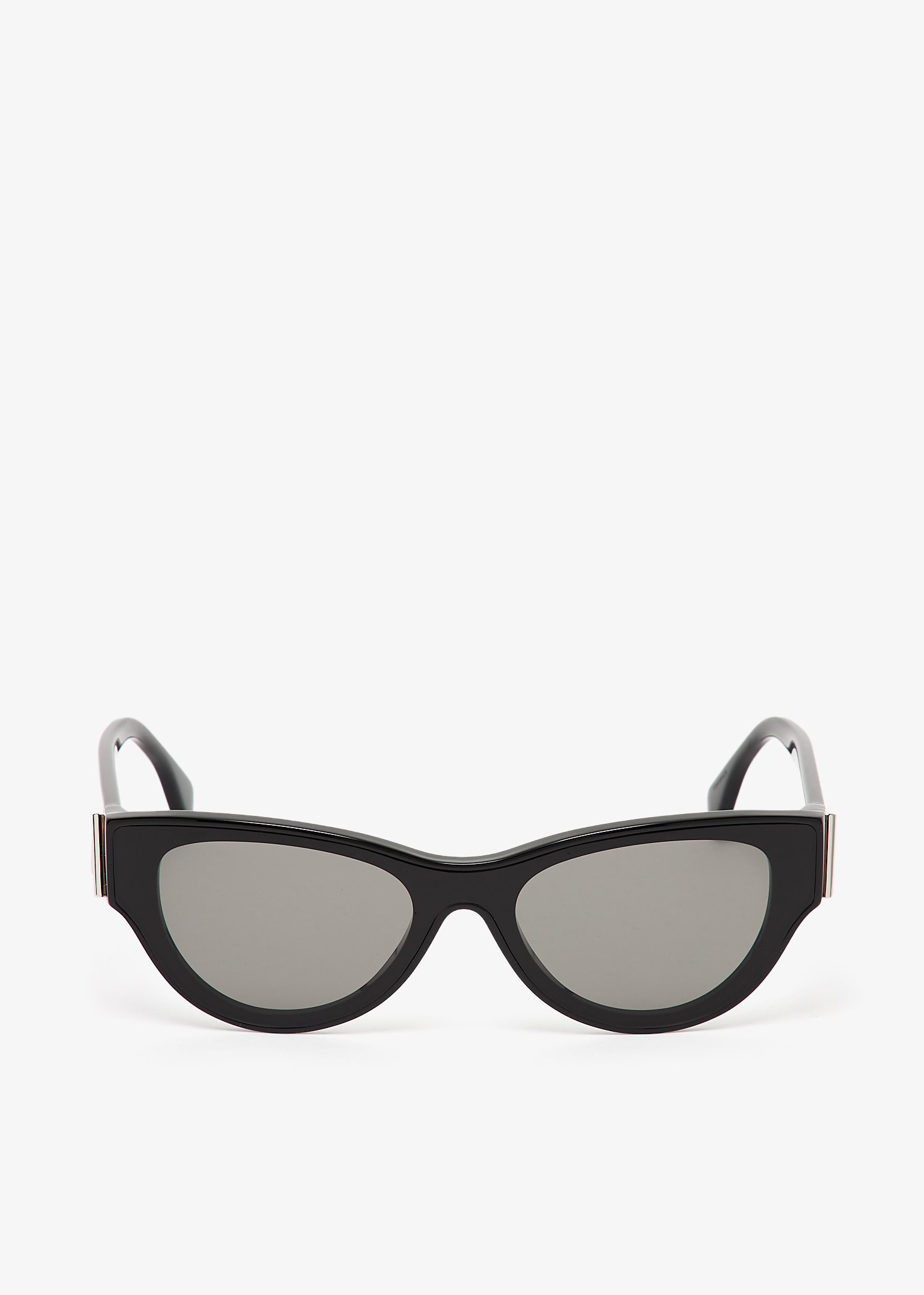 

Fendi First cat eye sunglasses, Black