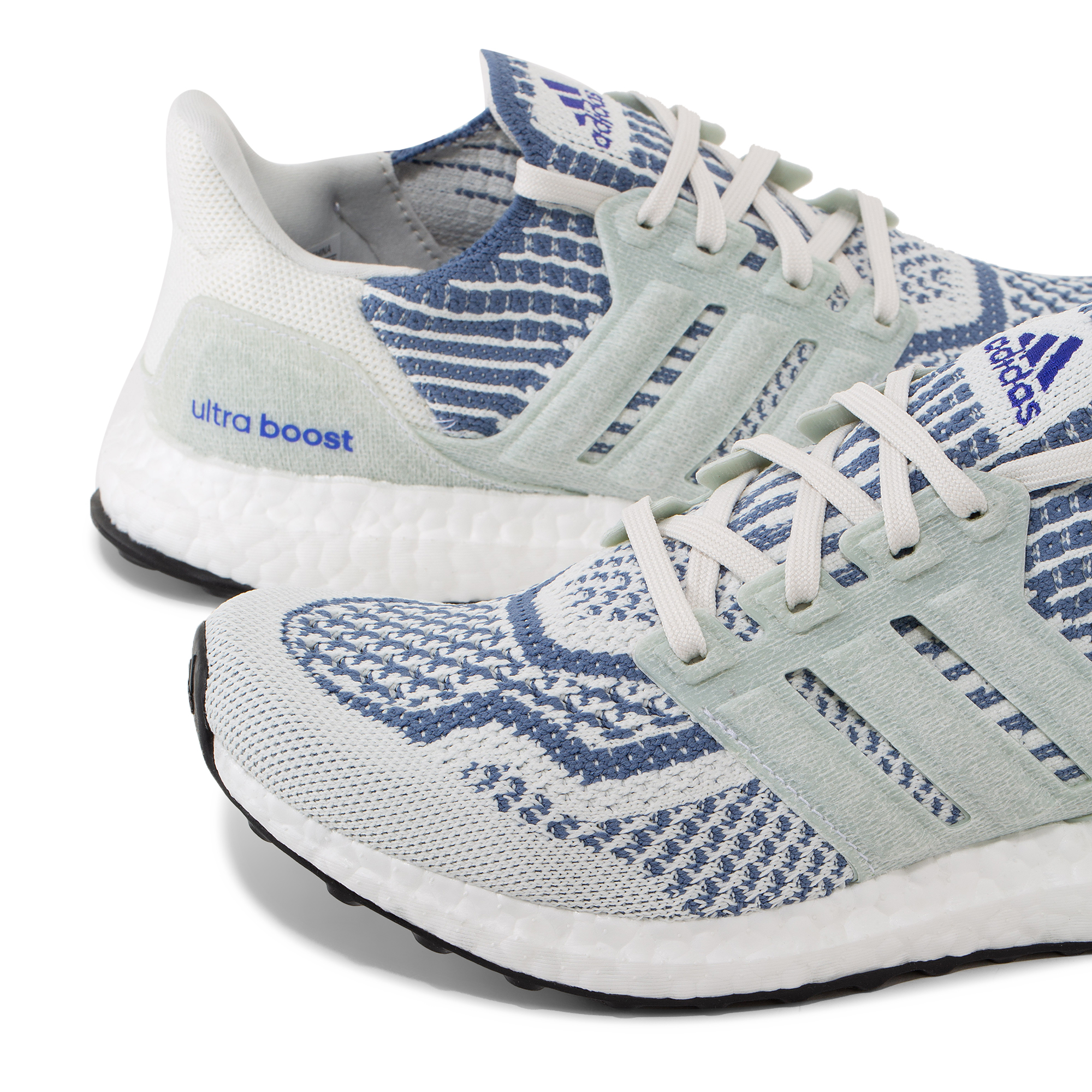 

Ultraboost 6. DNA sneakers, Blue