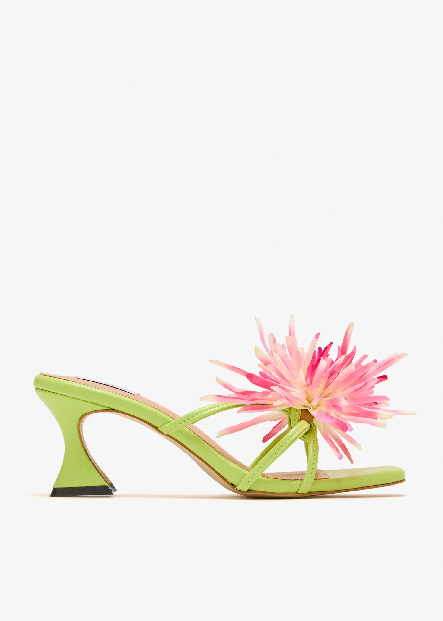 

Garden mules, Green