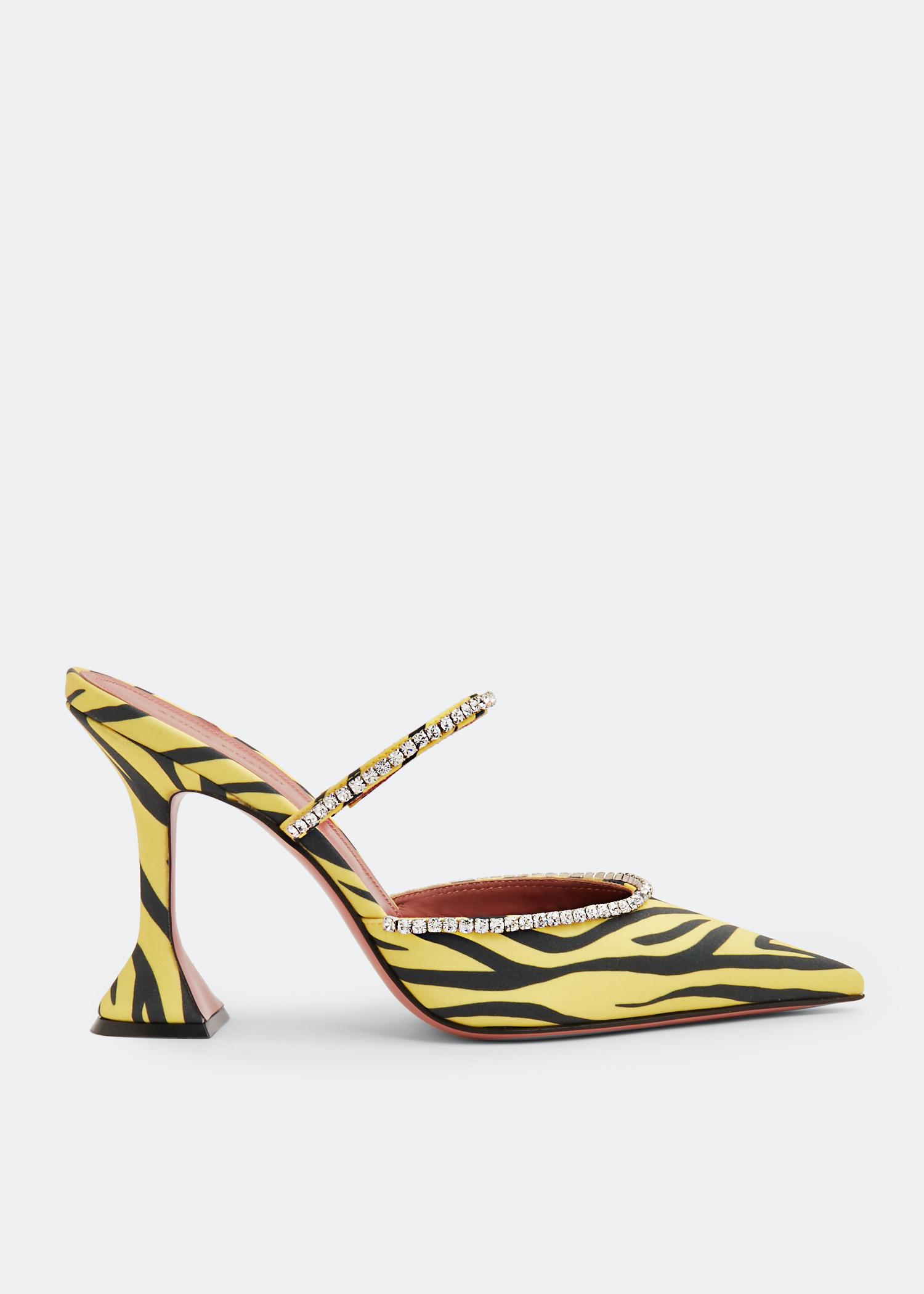 

Gilda mules, Yellow