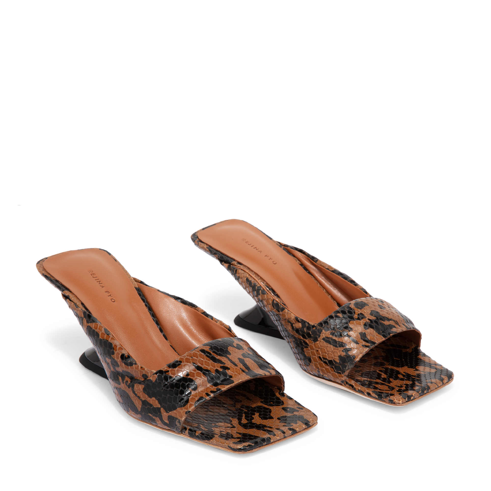 

Norma mules, Animal print