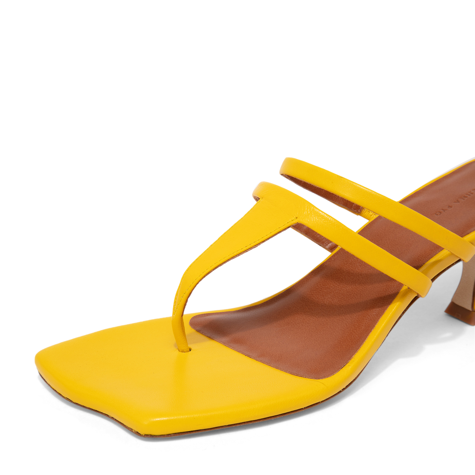 

Allie sandals, Yellow