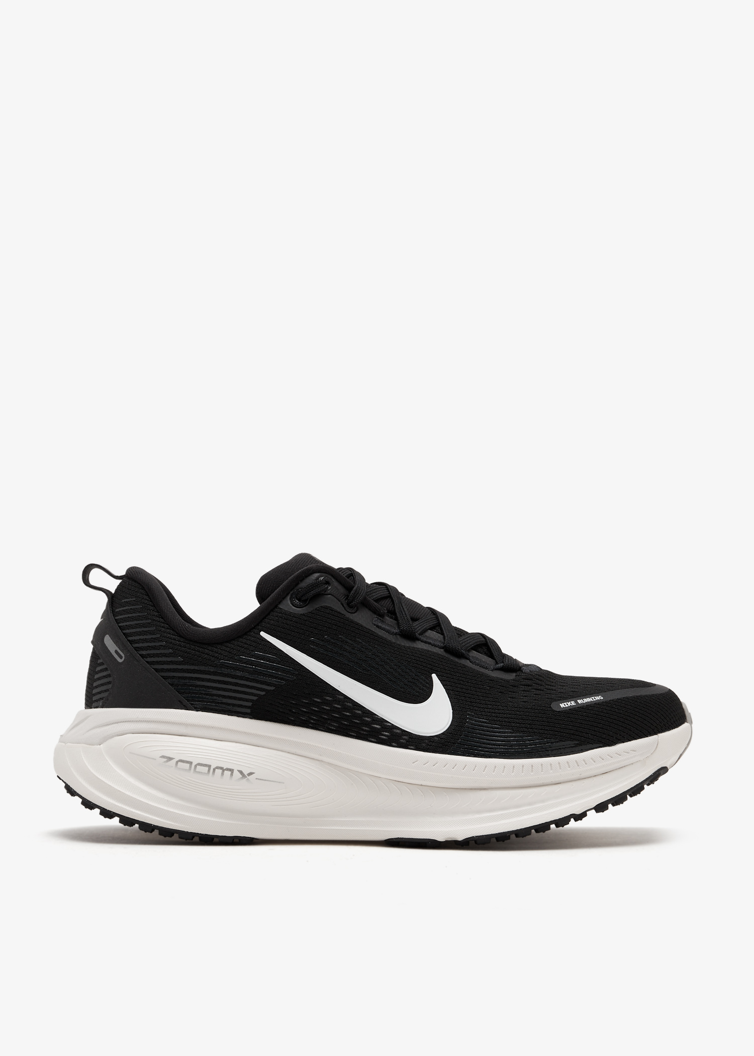 

Vomero 18 running shoes, Black