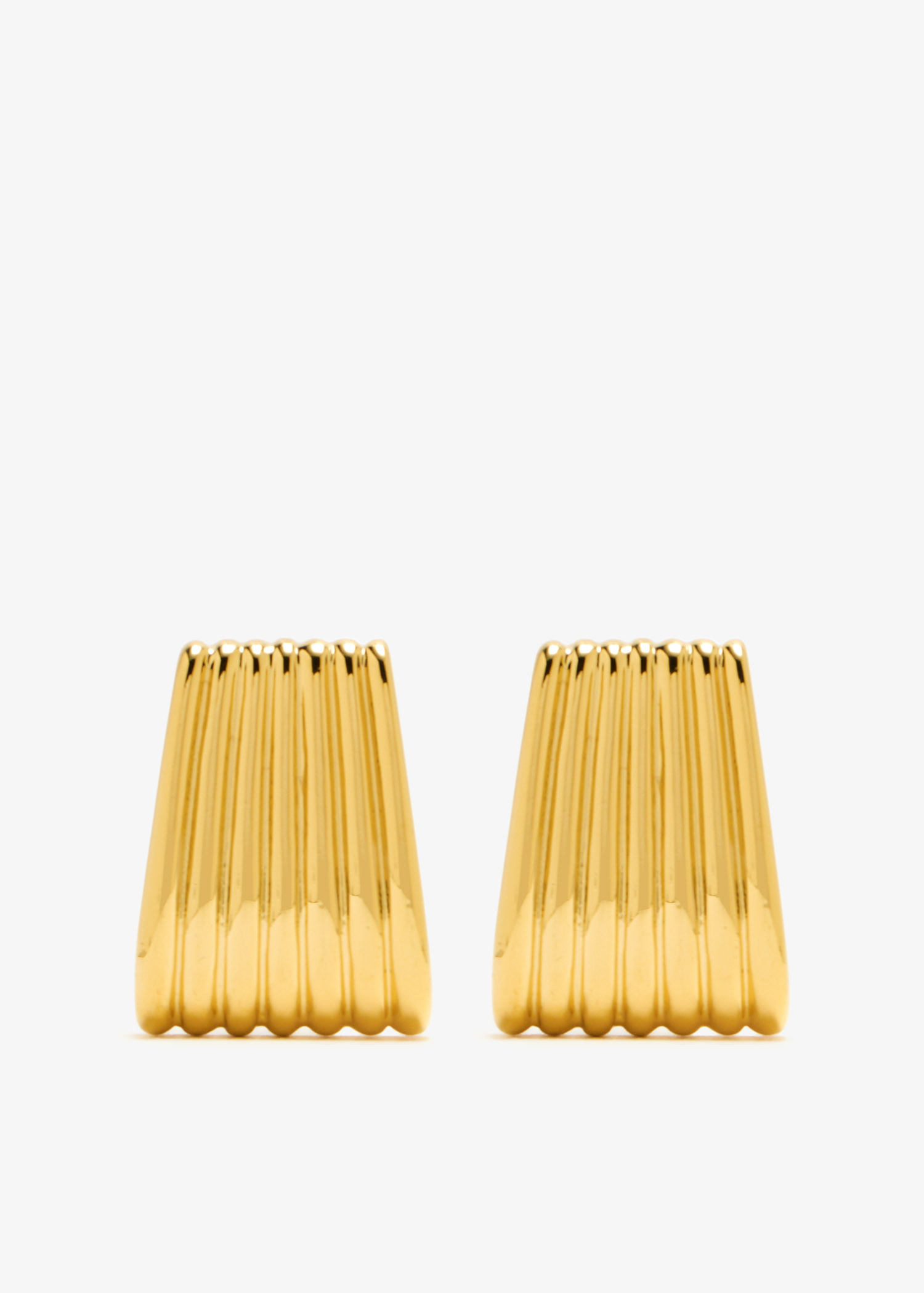 

Ribbed earrings, Gold