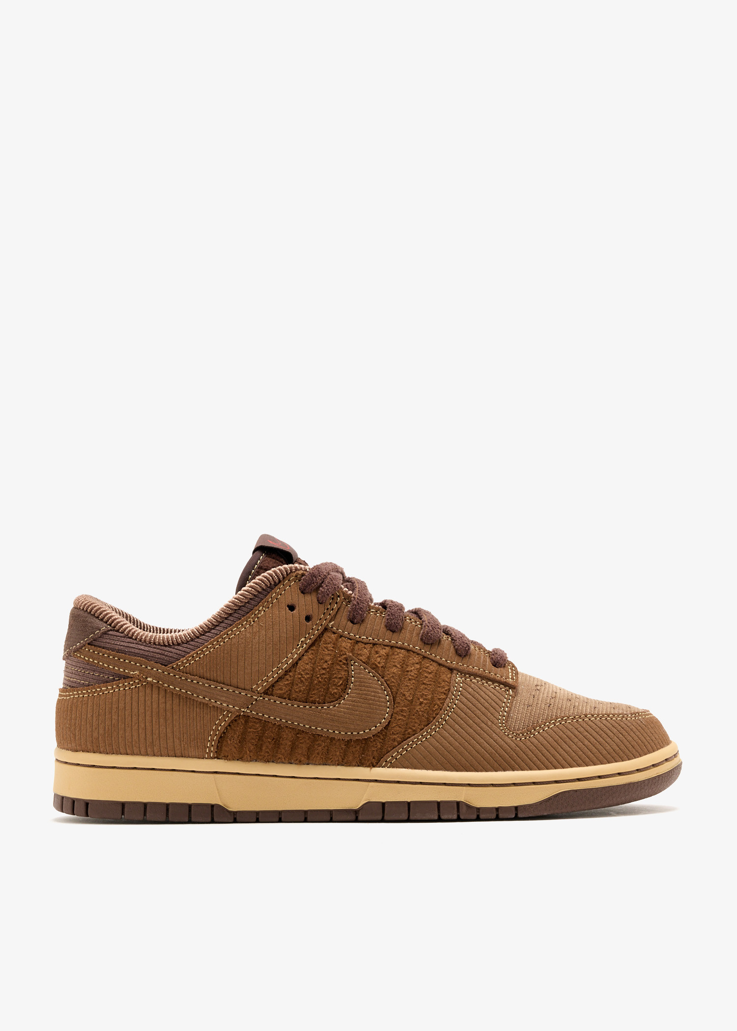 

Dunk Low Retro PRM sneakers, Brown