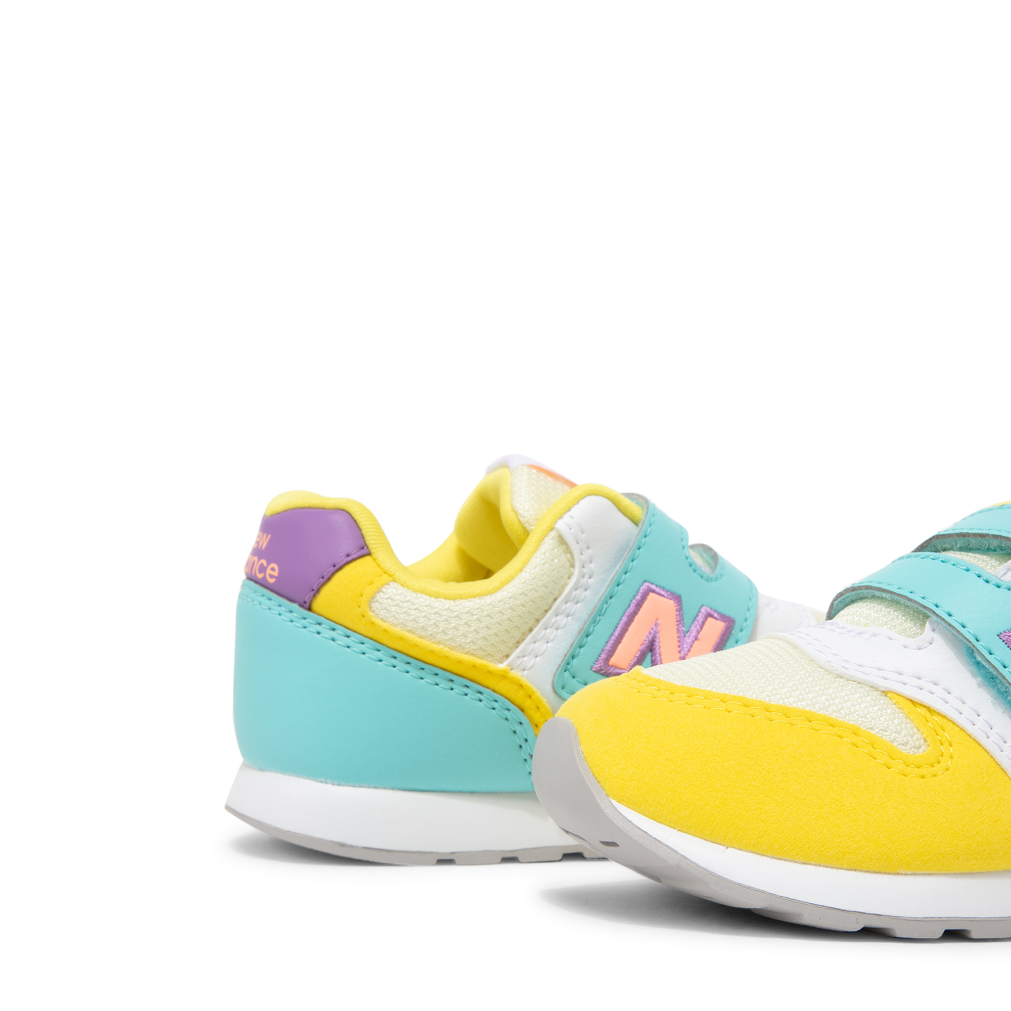 

996 sneakers, Yellow