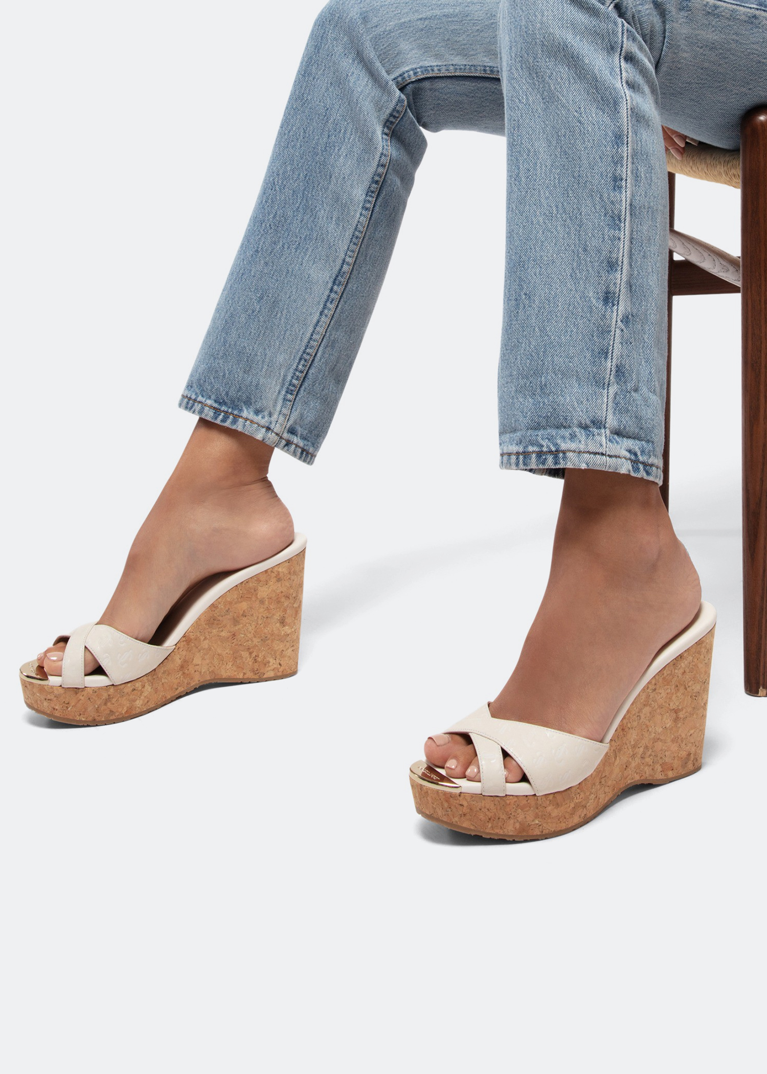

Perfume wedge sandals, White