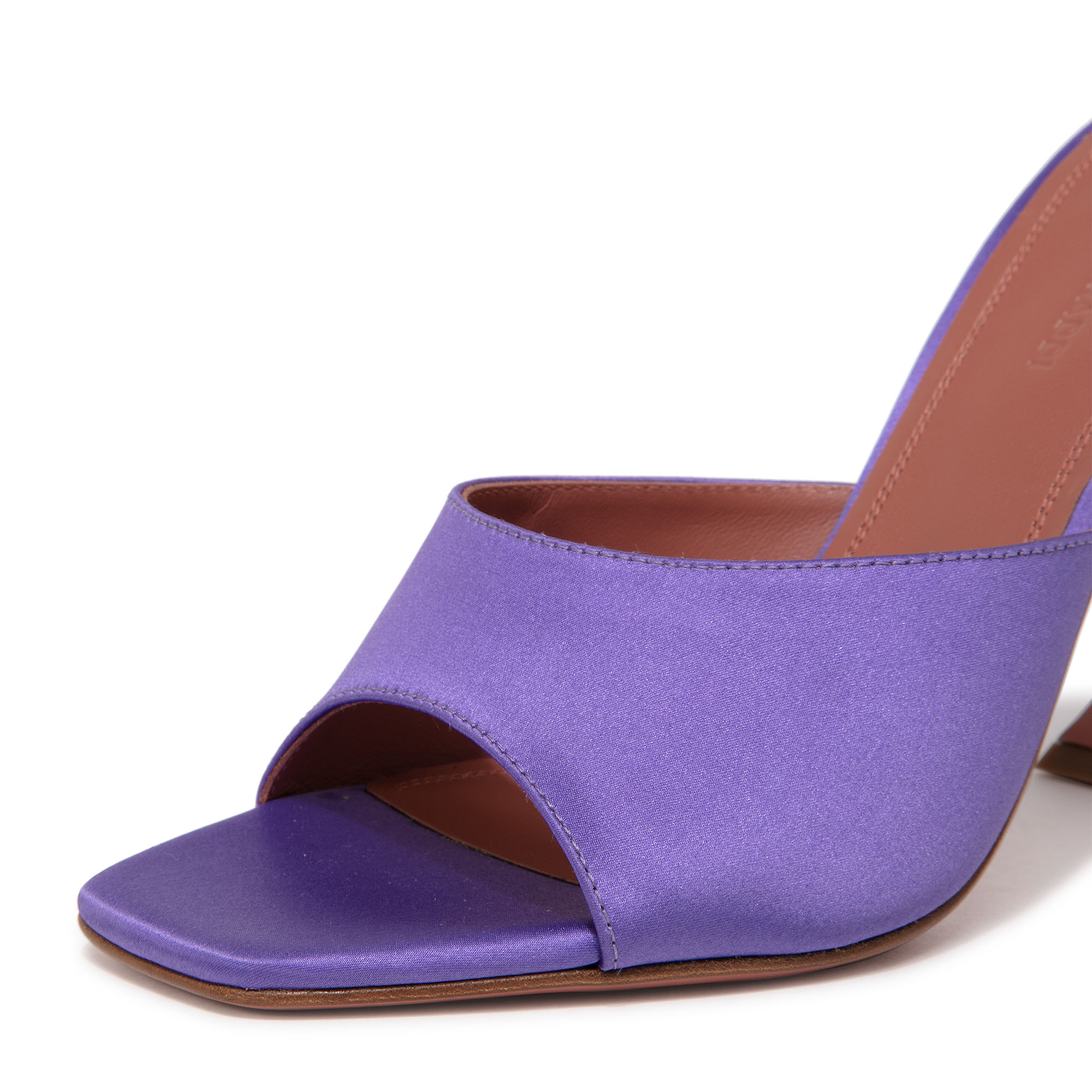 

Lupita slippers, Purple