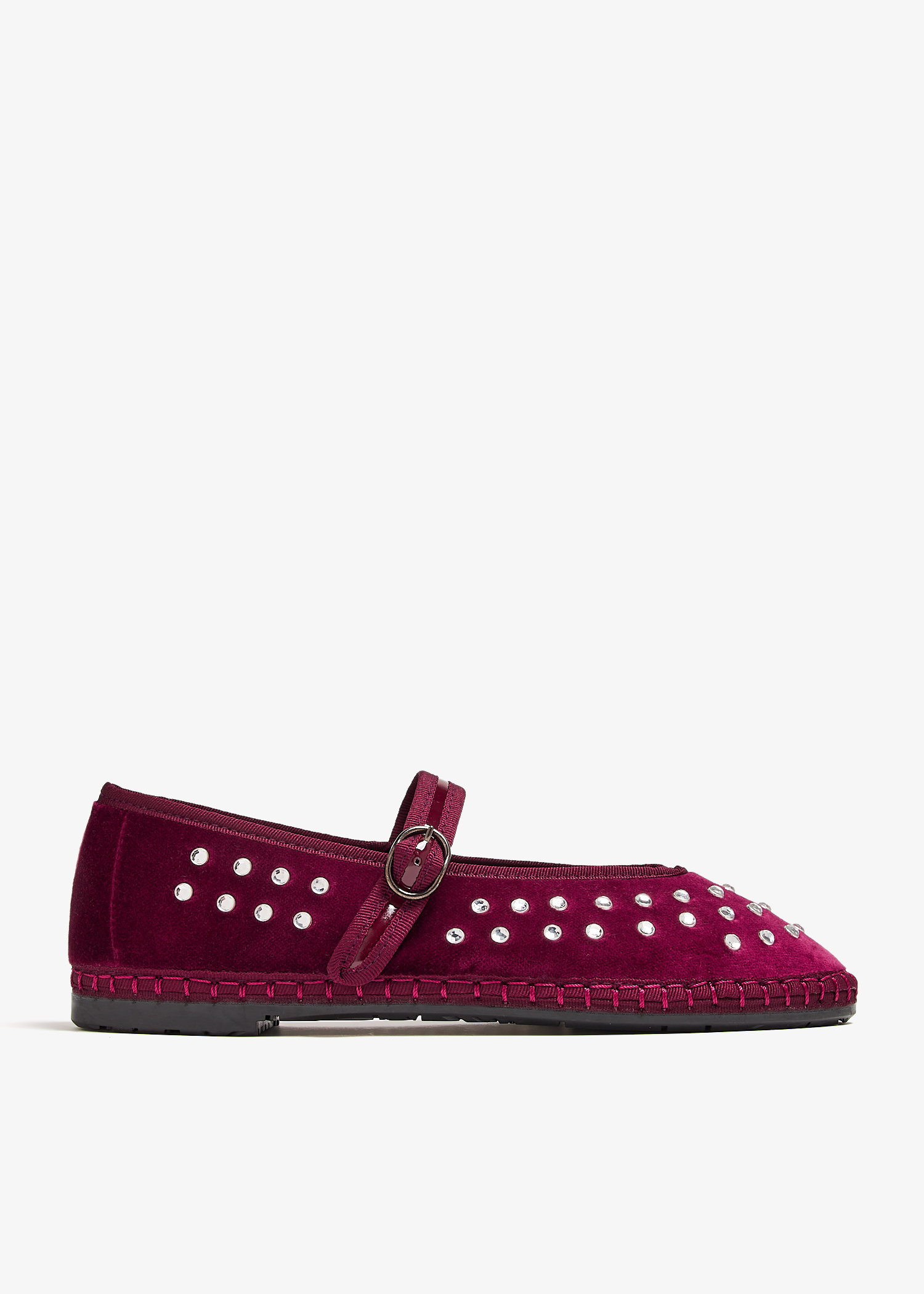 

Mae ballerinas, Burgundy