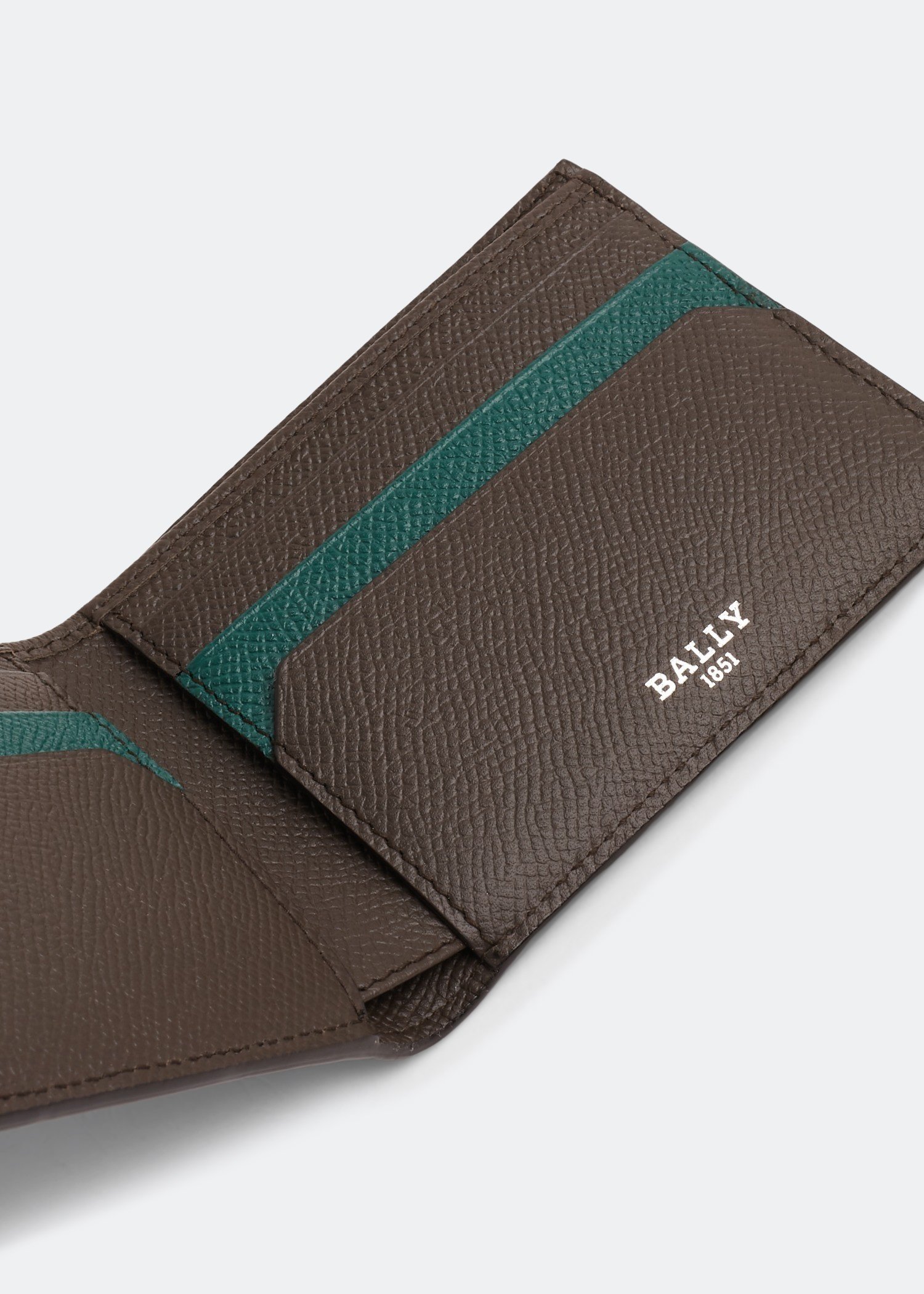 

Bevye wallet, Brown