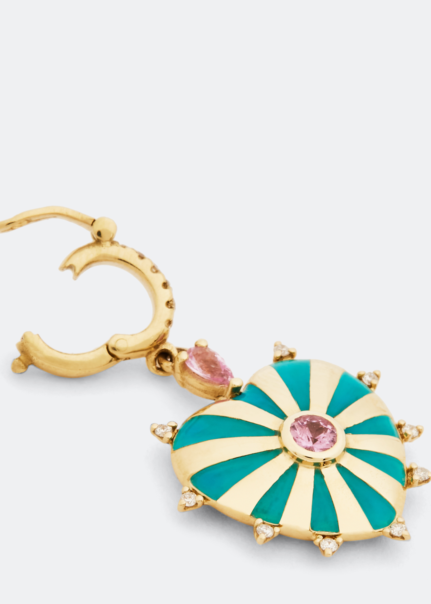 

Medium Mila Heart pendant, Gold