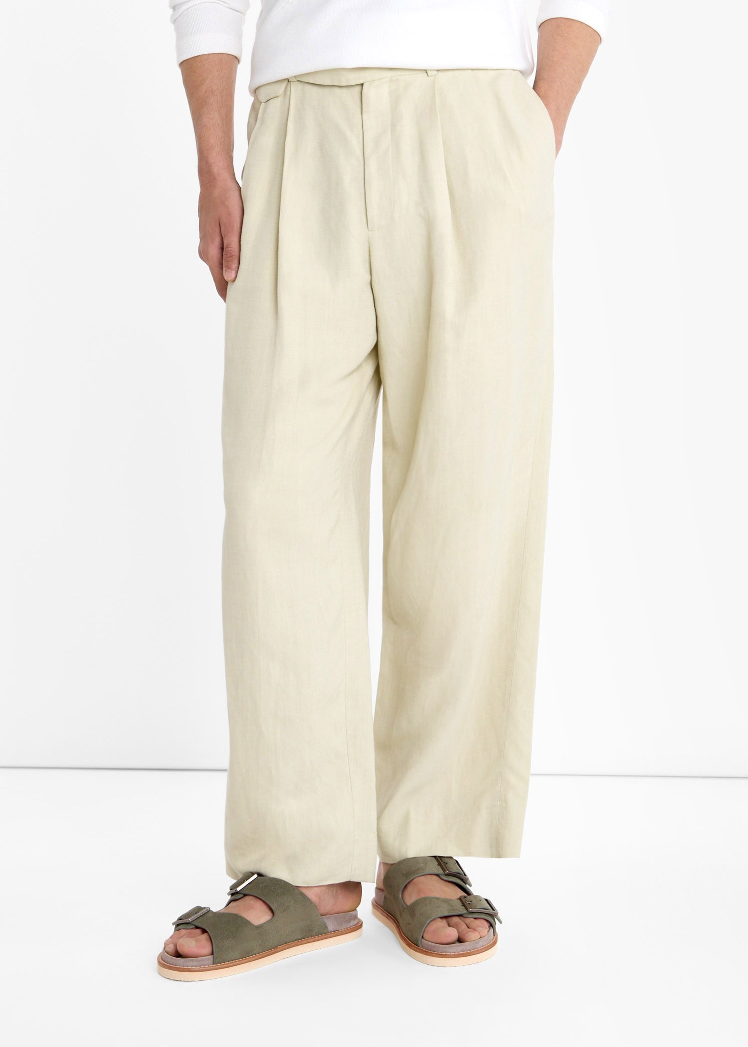 

Suede sandals, Khaki