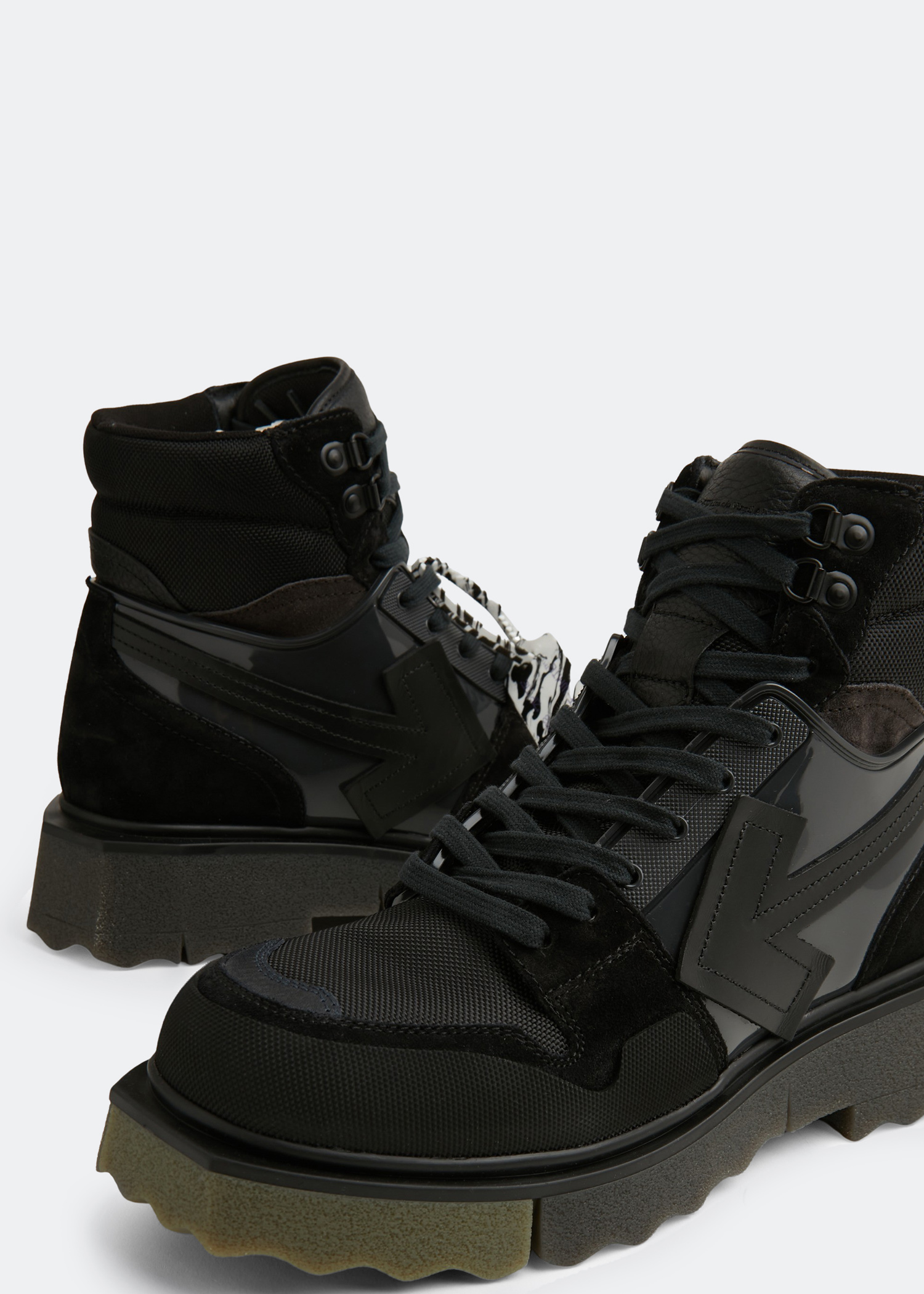 

Hiking sneaker boots, Black