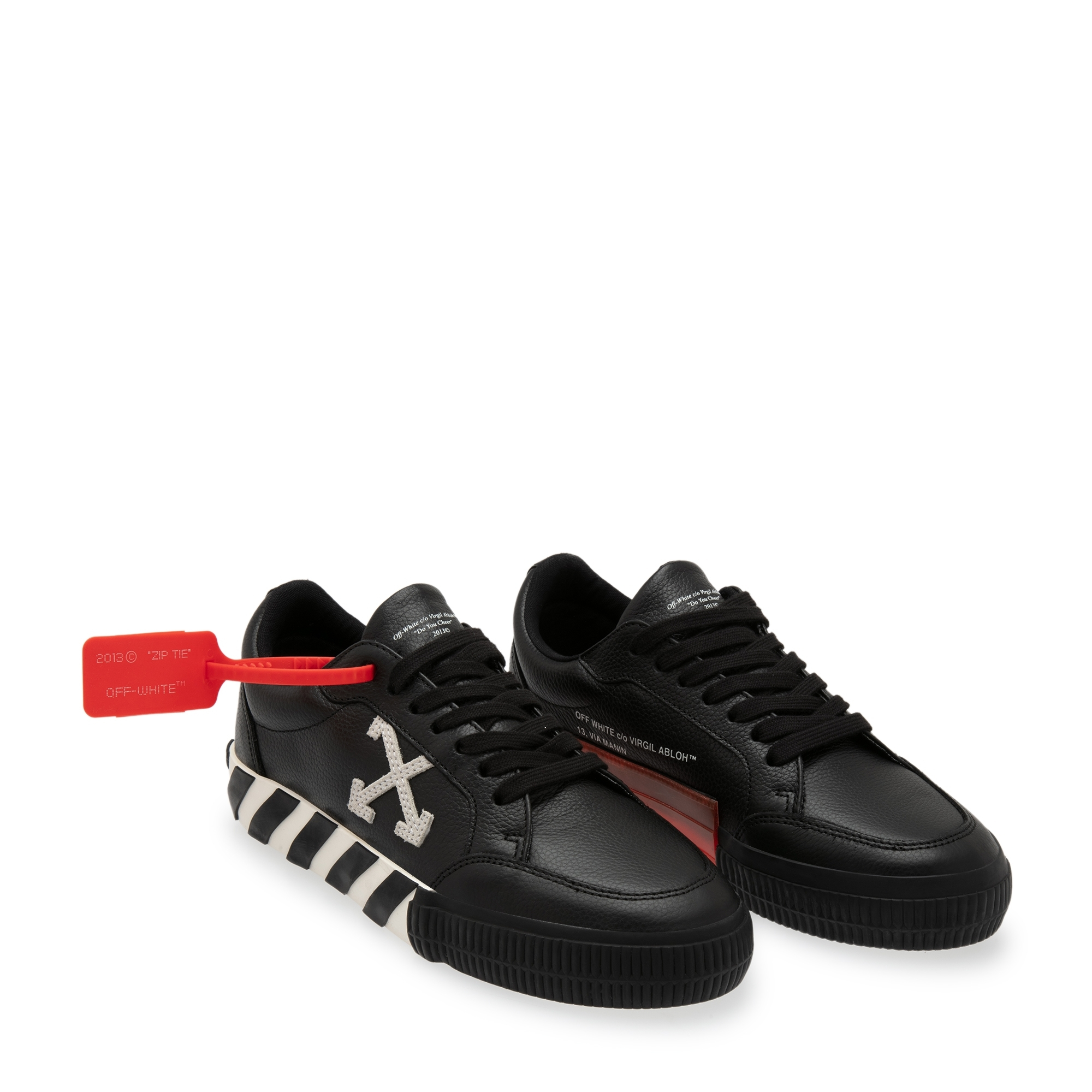 

Low-top sneakers, Black