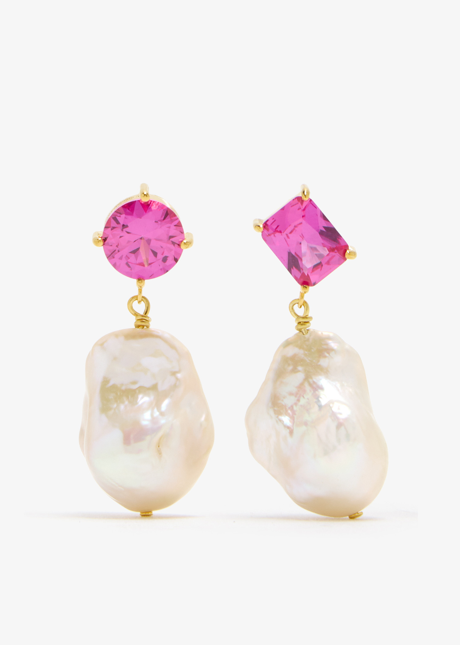 

Blink earrings, Gold