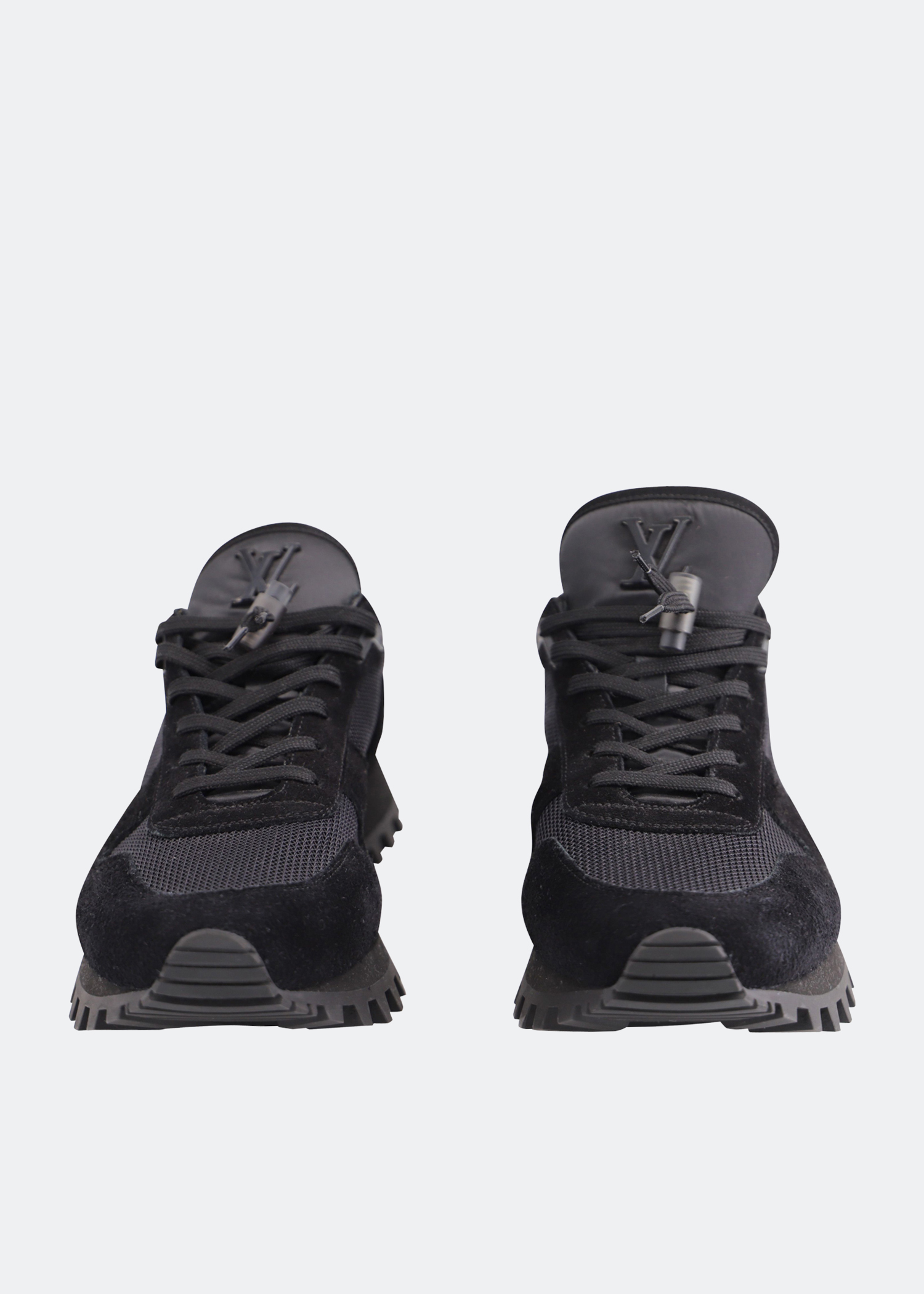 

Runner sneakers in black suede