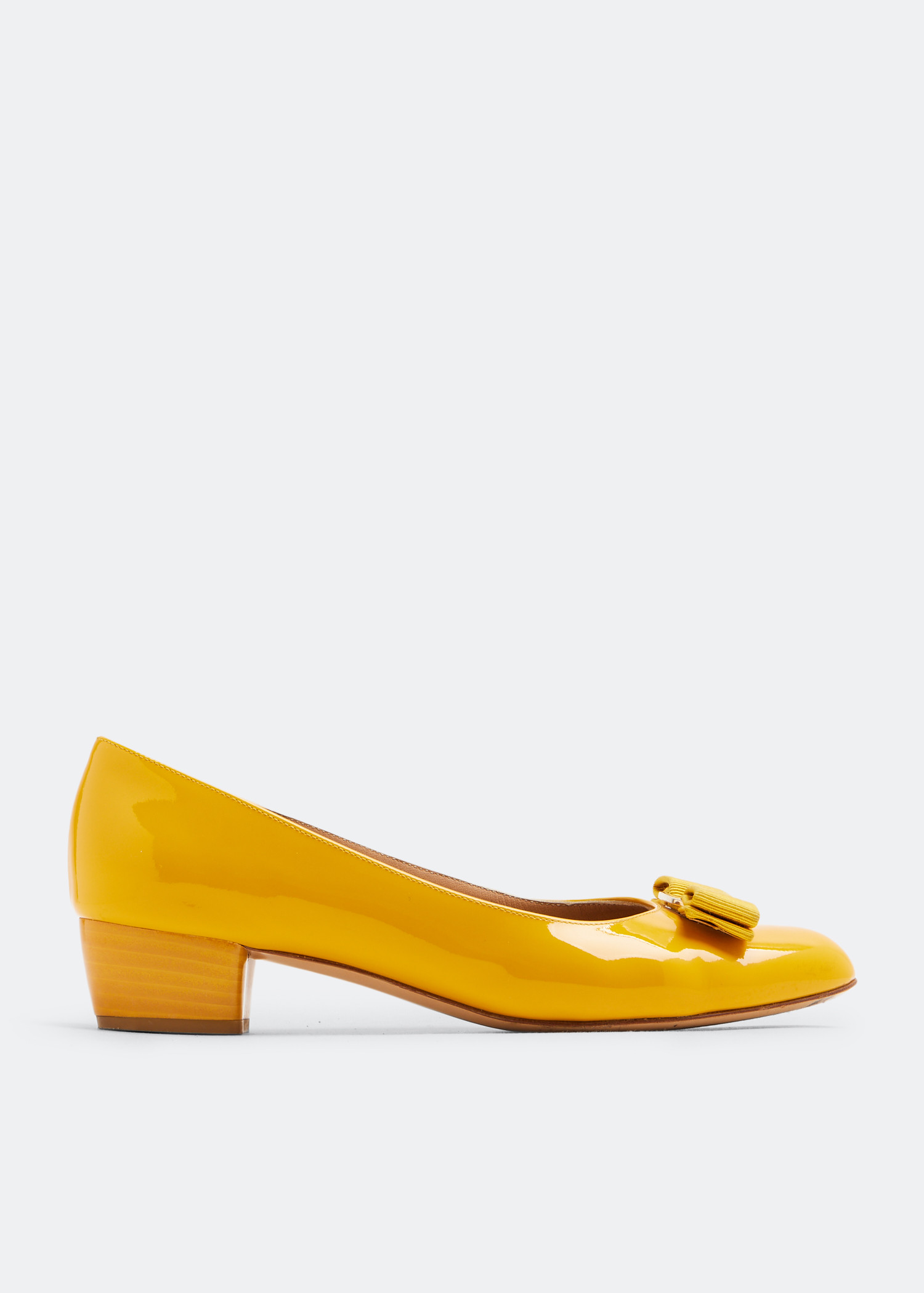 

Vara bow pumps, Yellow