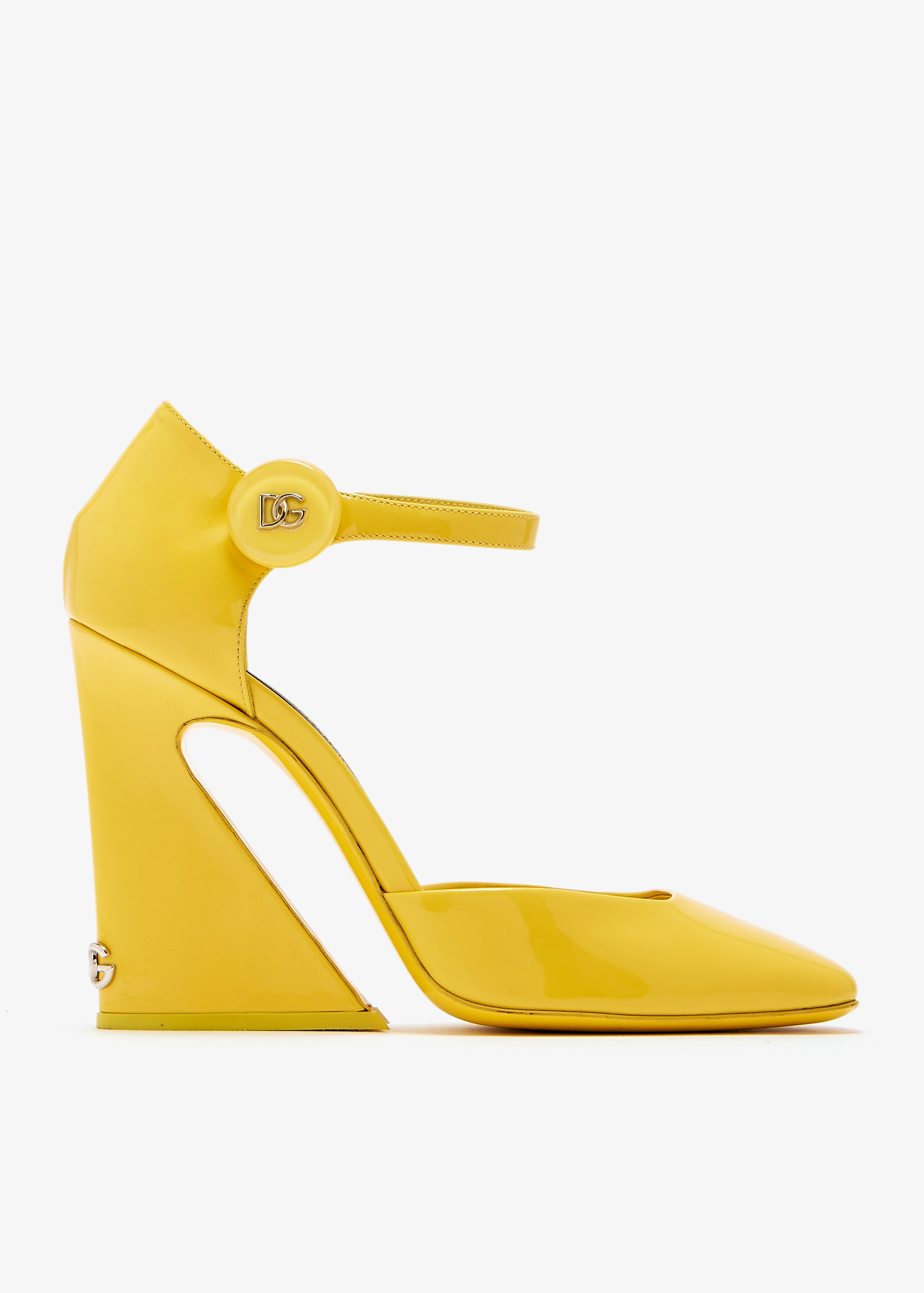 

Patent leather pumps, Yellow
