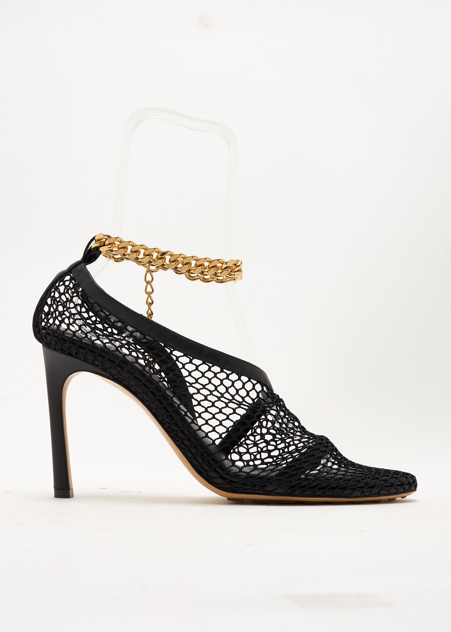 

Mesh chain pumps, Black