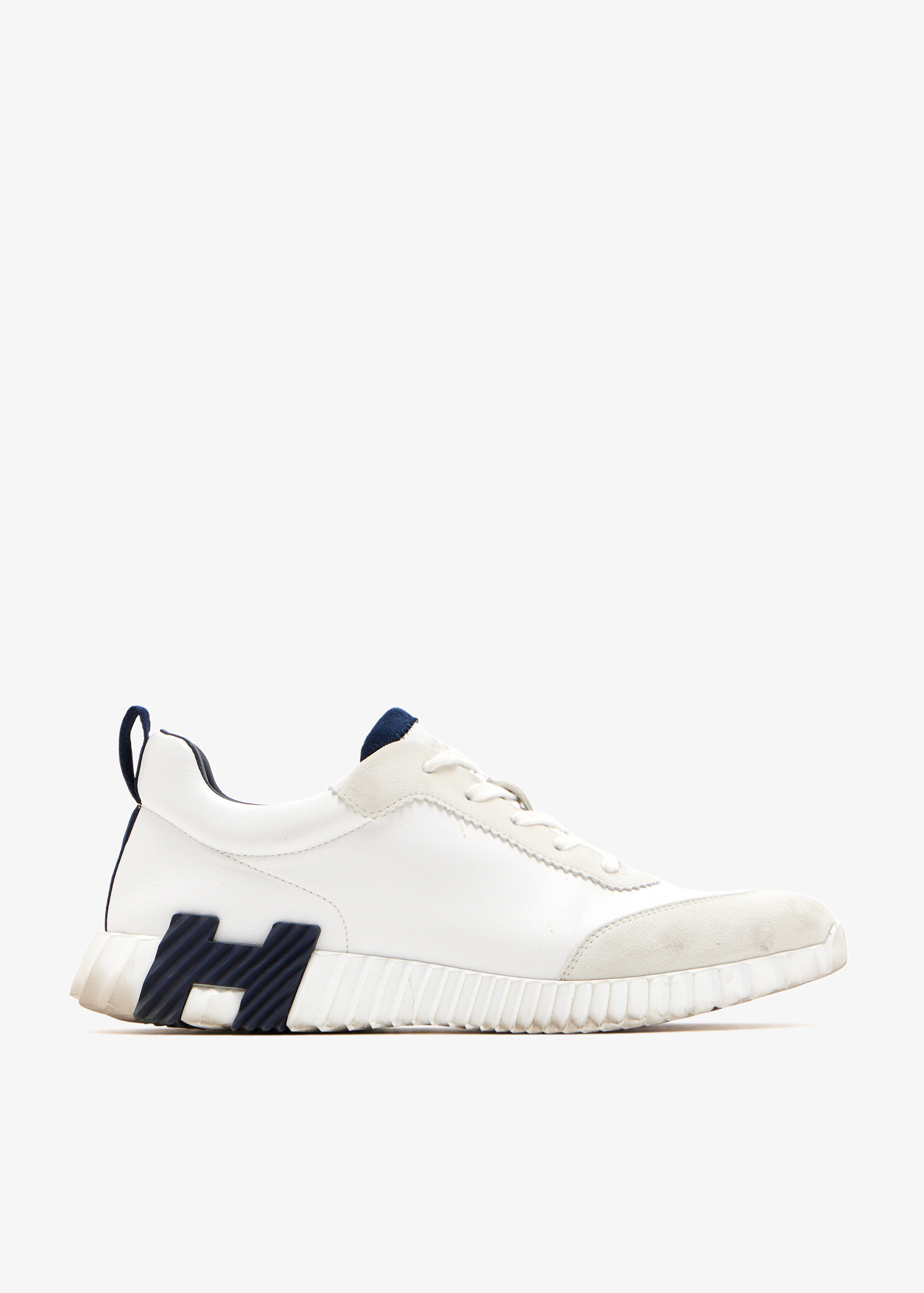 

Bouncing sneakers, White