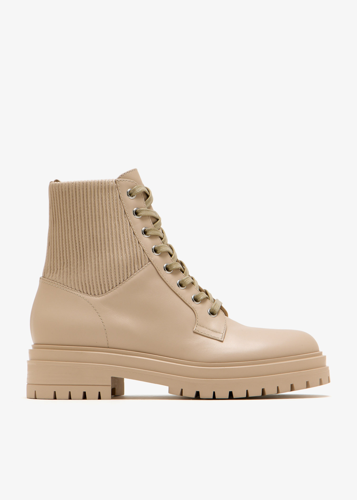 

Martis combat boots, Beige