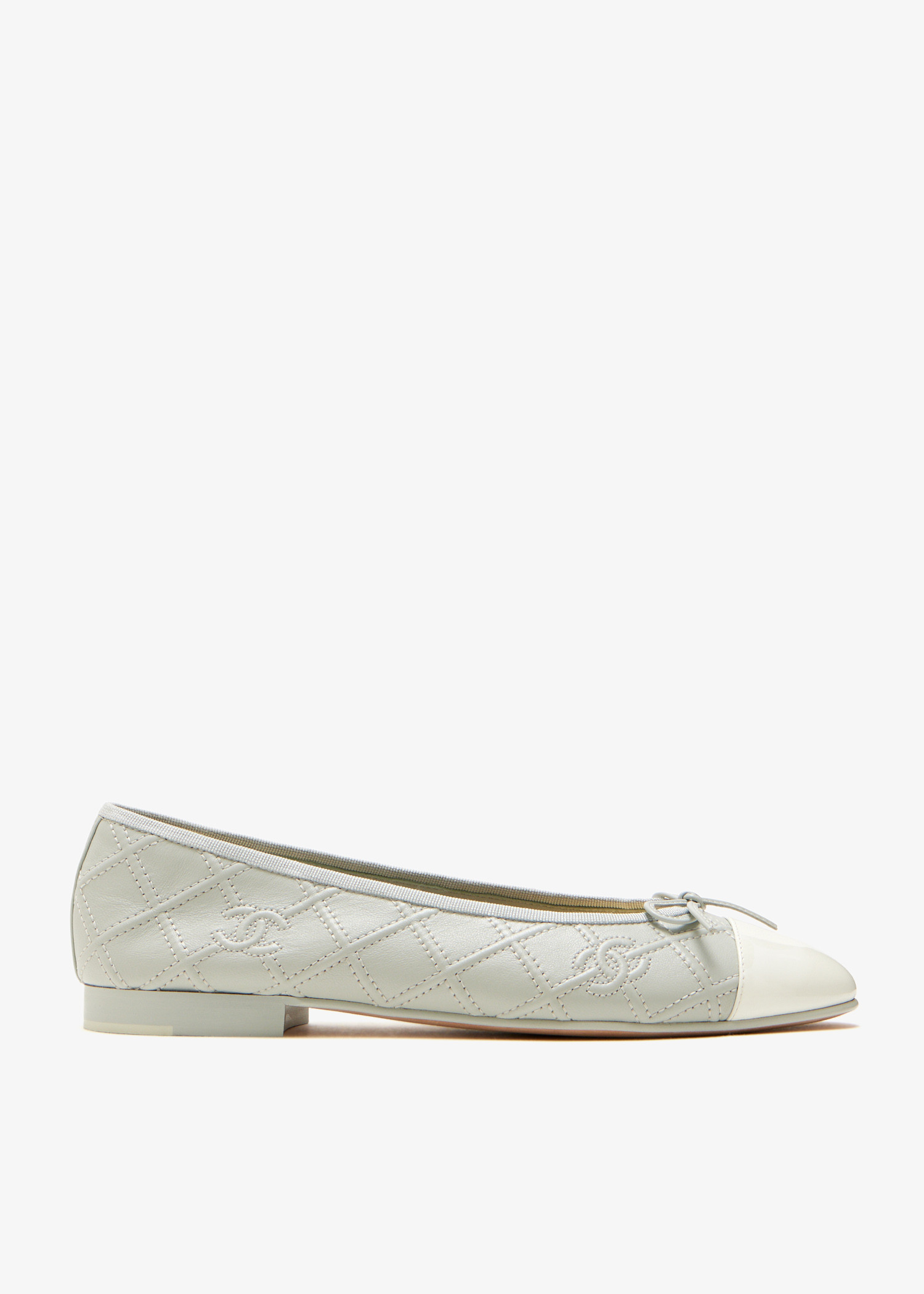 

CC bow-embellished ballerinas, Grey