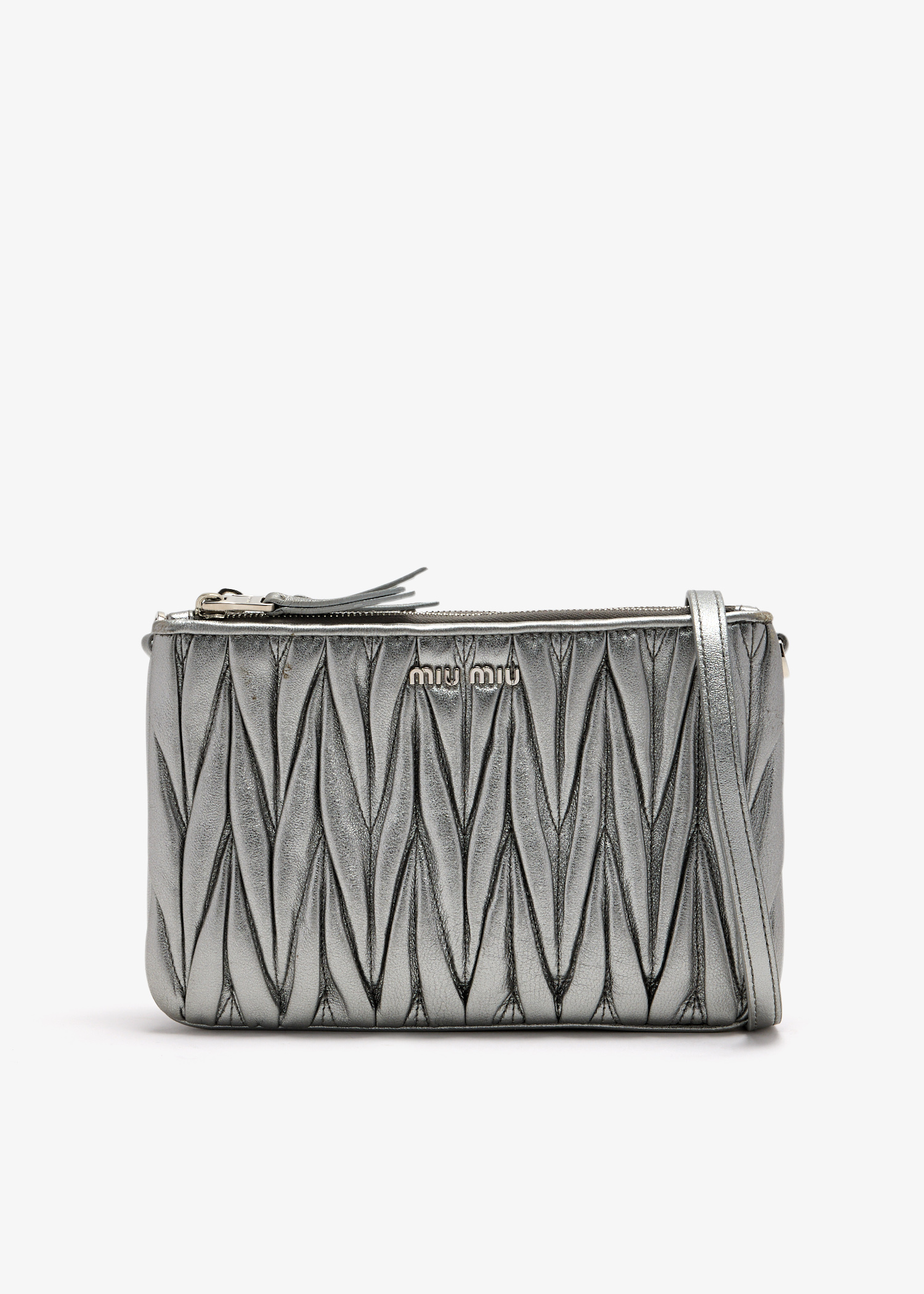 

Matelassé Wristlet mini pouch, Silver