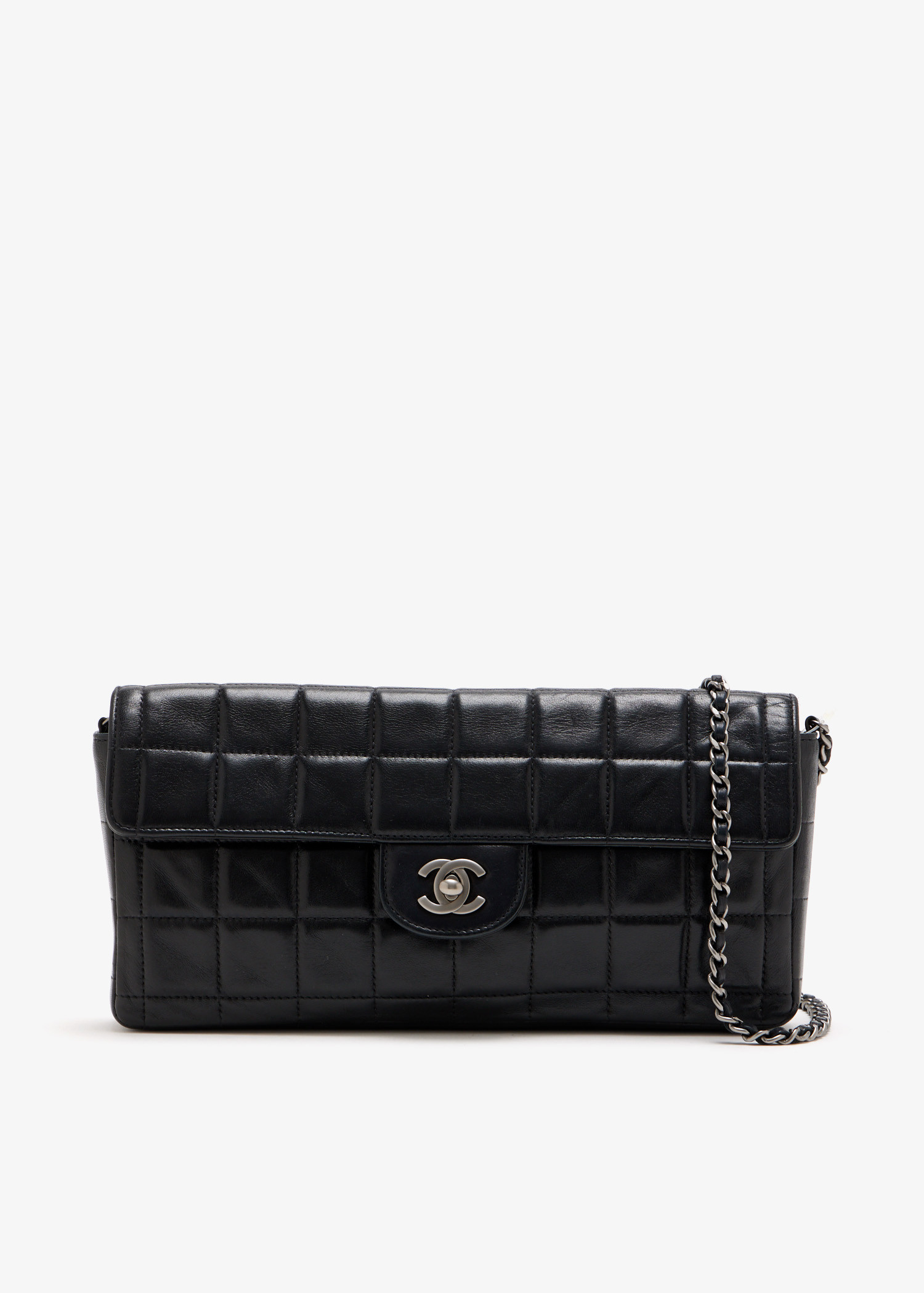 

Chocolate Bar East West flap bag, Black