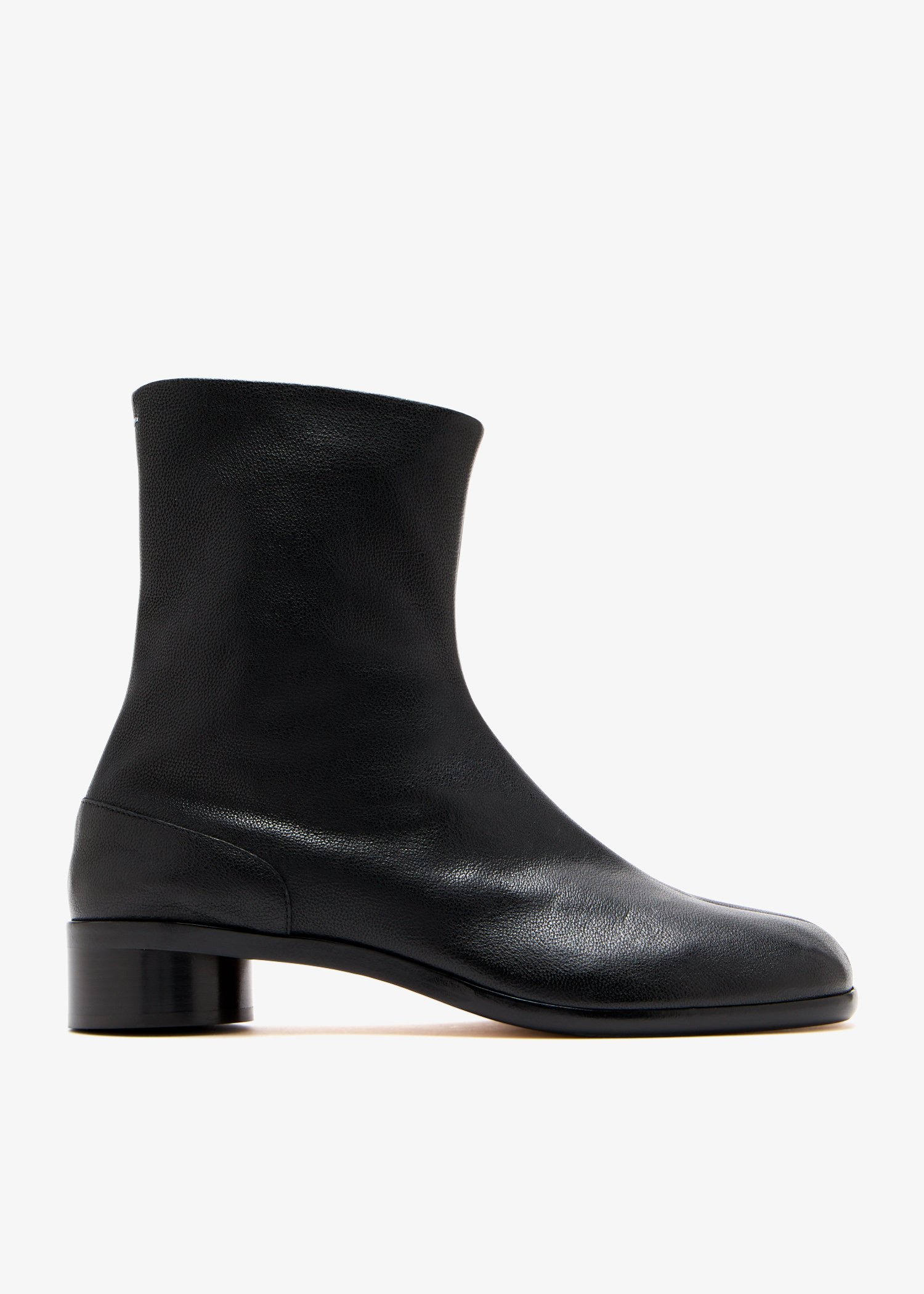 

Tabi ankle boots, Black